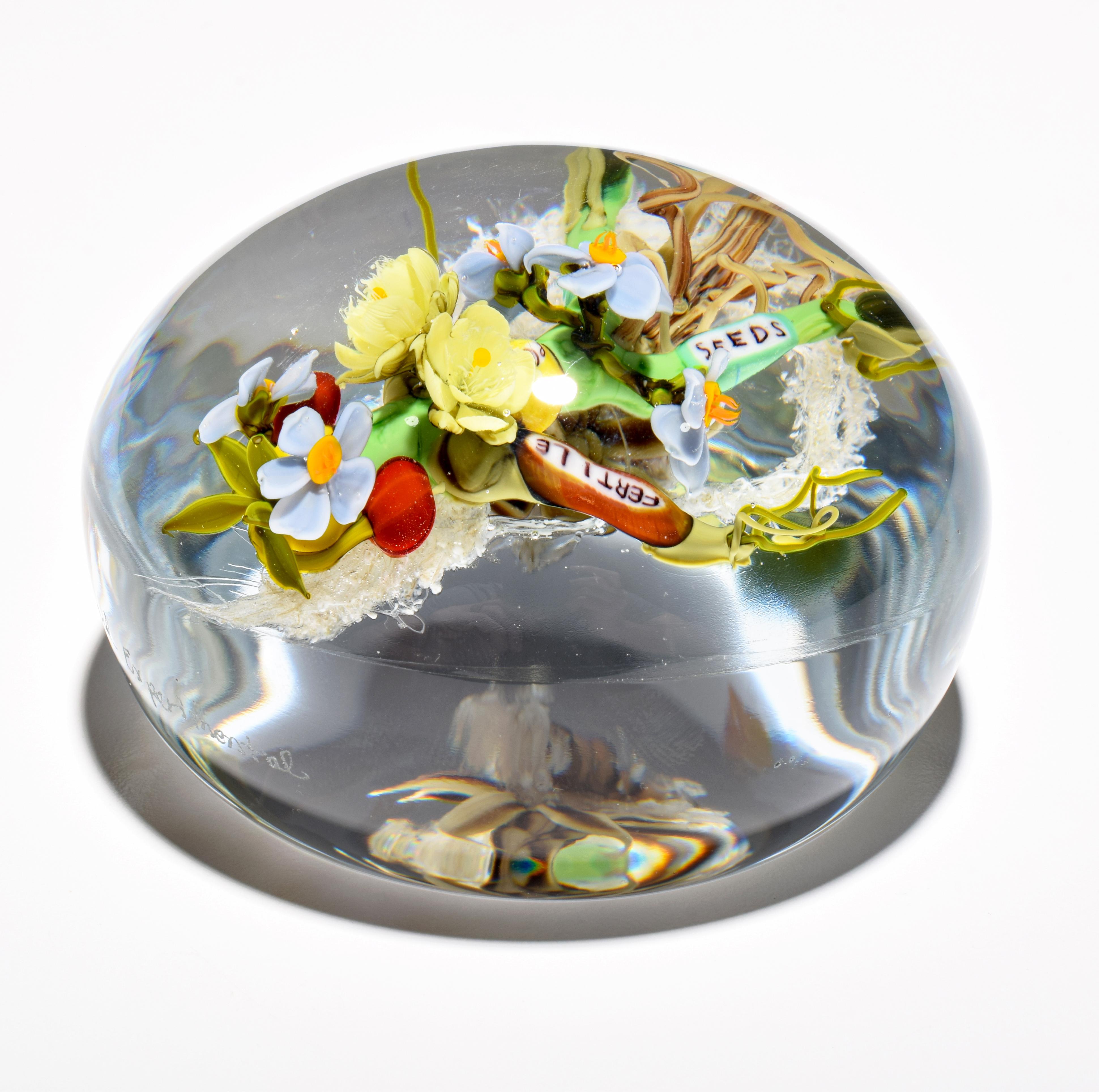 Paul J. Stankard Floral, Seeds & Pollen Oblate Paperweight In Good Condition For Sale In Lake Worth Beach, FL