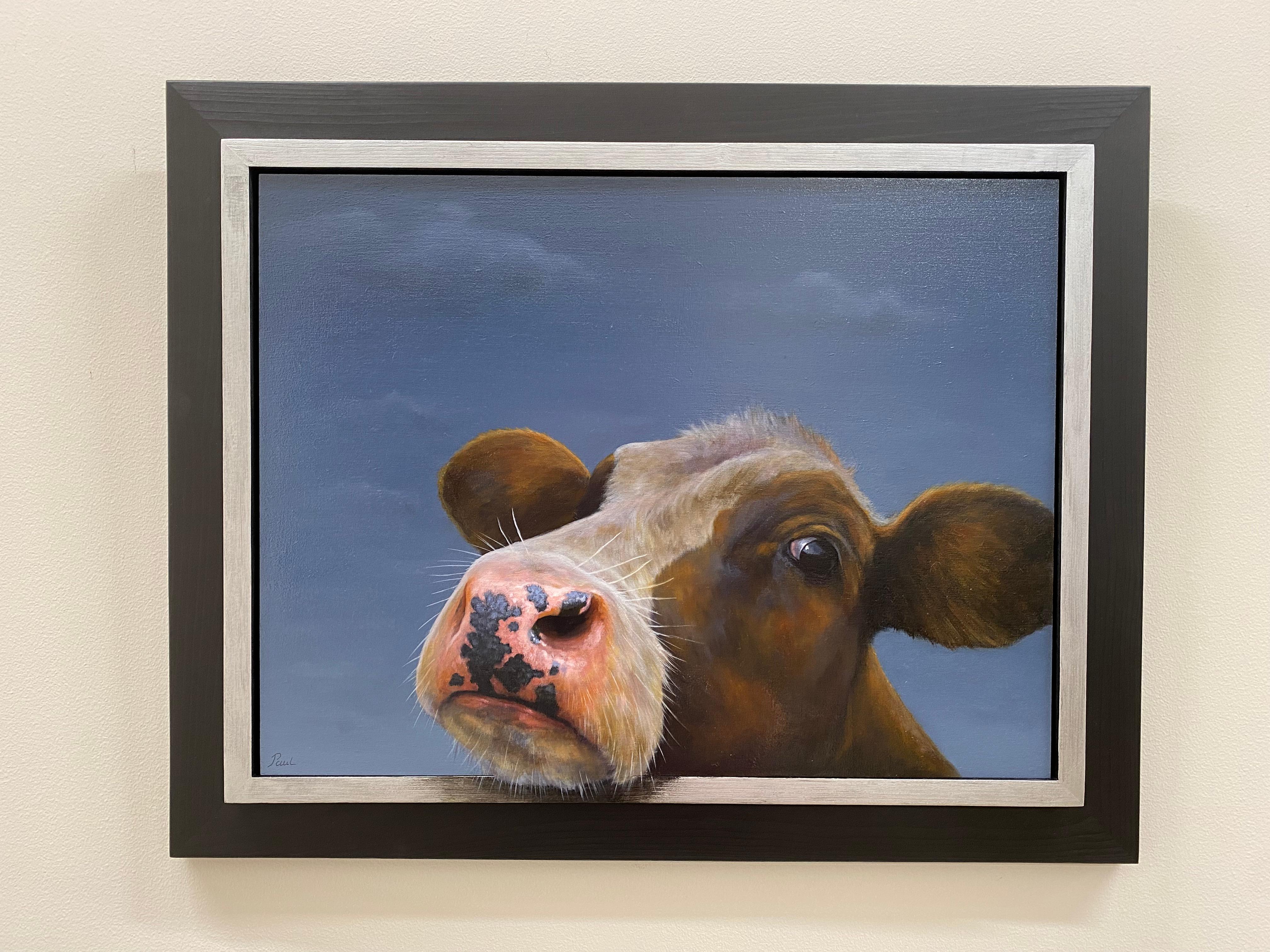 Curious – zeitgenössisches niederländisches Porträt einer Kuh, 21. Jahrhundert (Zeitgenössisch), Painting, von Paul Jansen