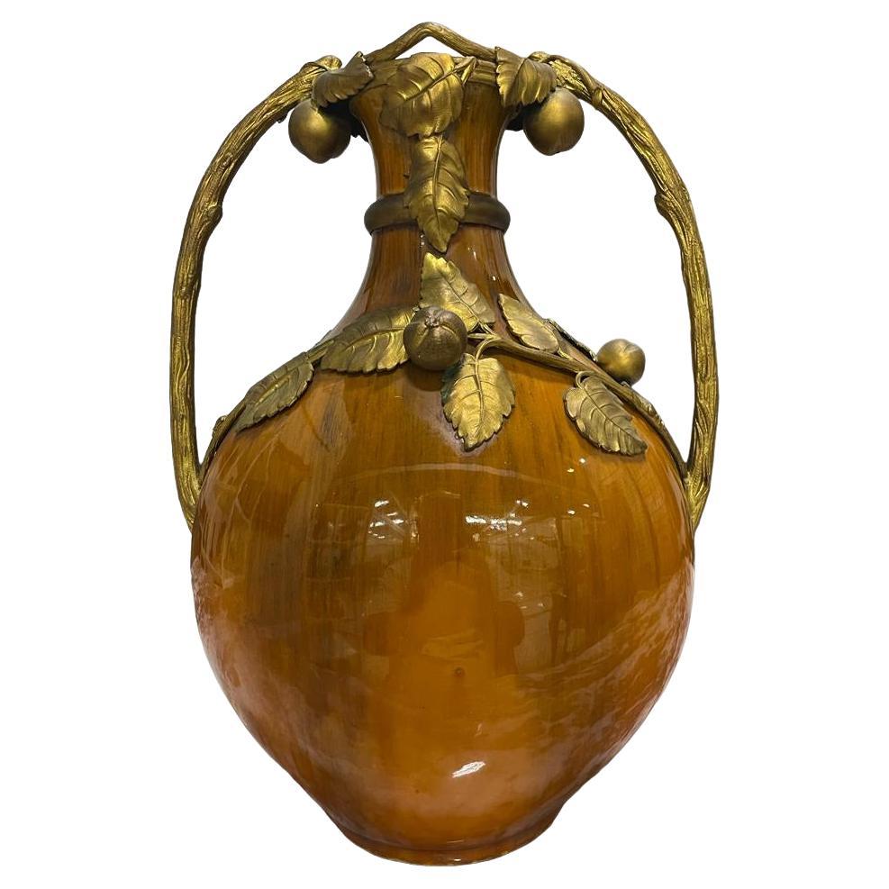 Paul Jean Milet Vase en poterie d'art de Sèvres d'époque Art Nouveau, monté sur bronze