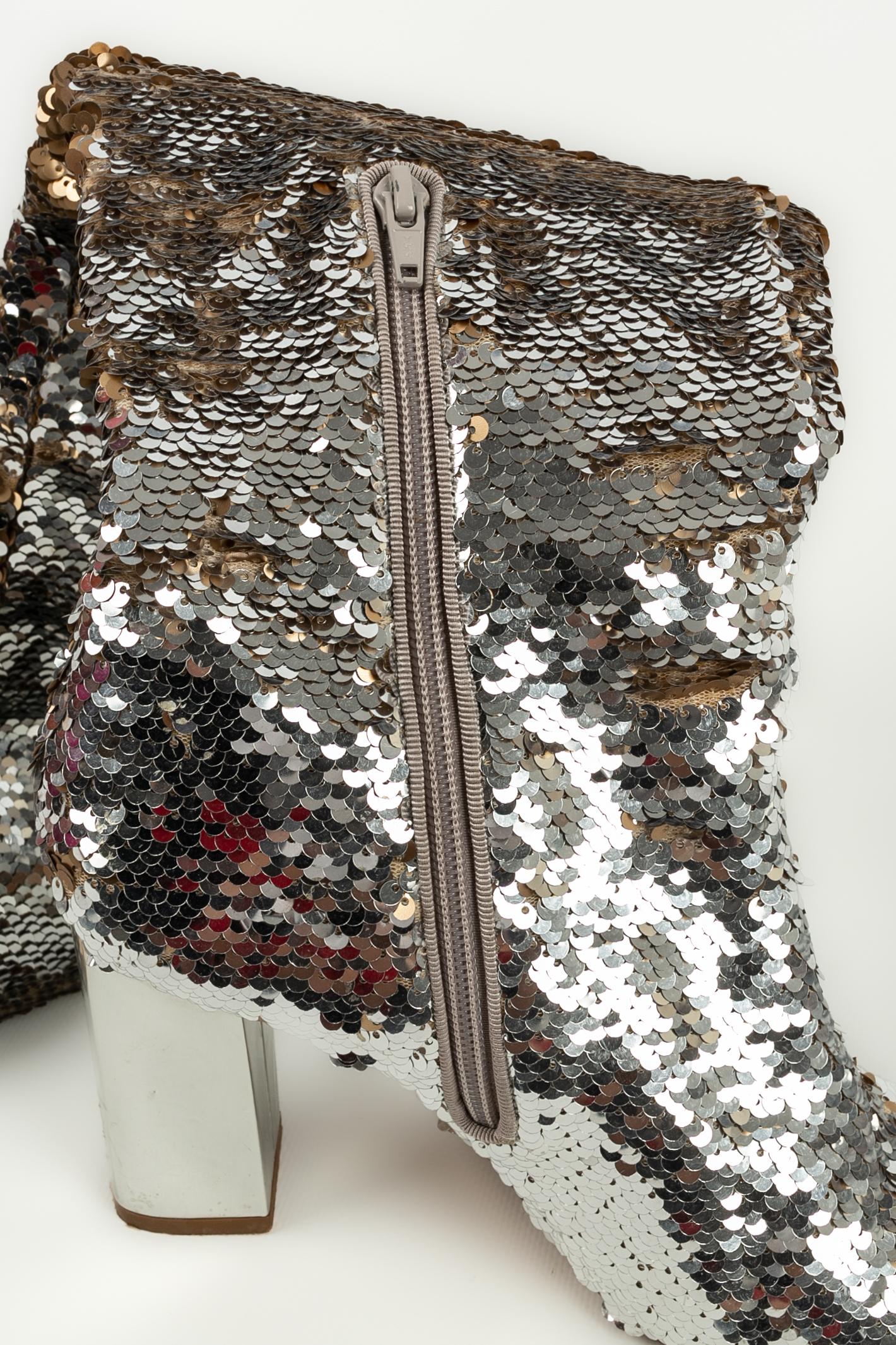 Gris Chaussures Paul Ka / cuissardes en vente