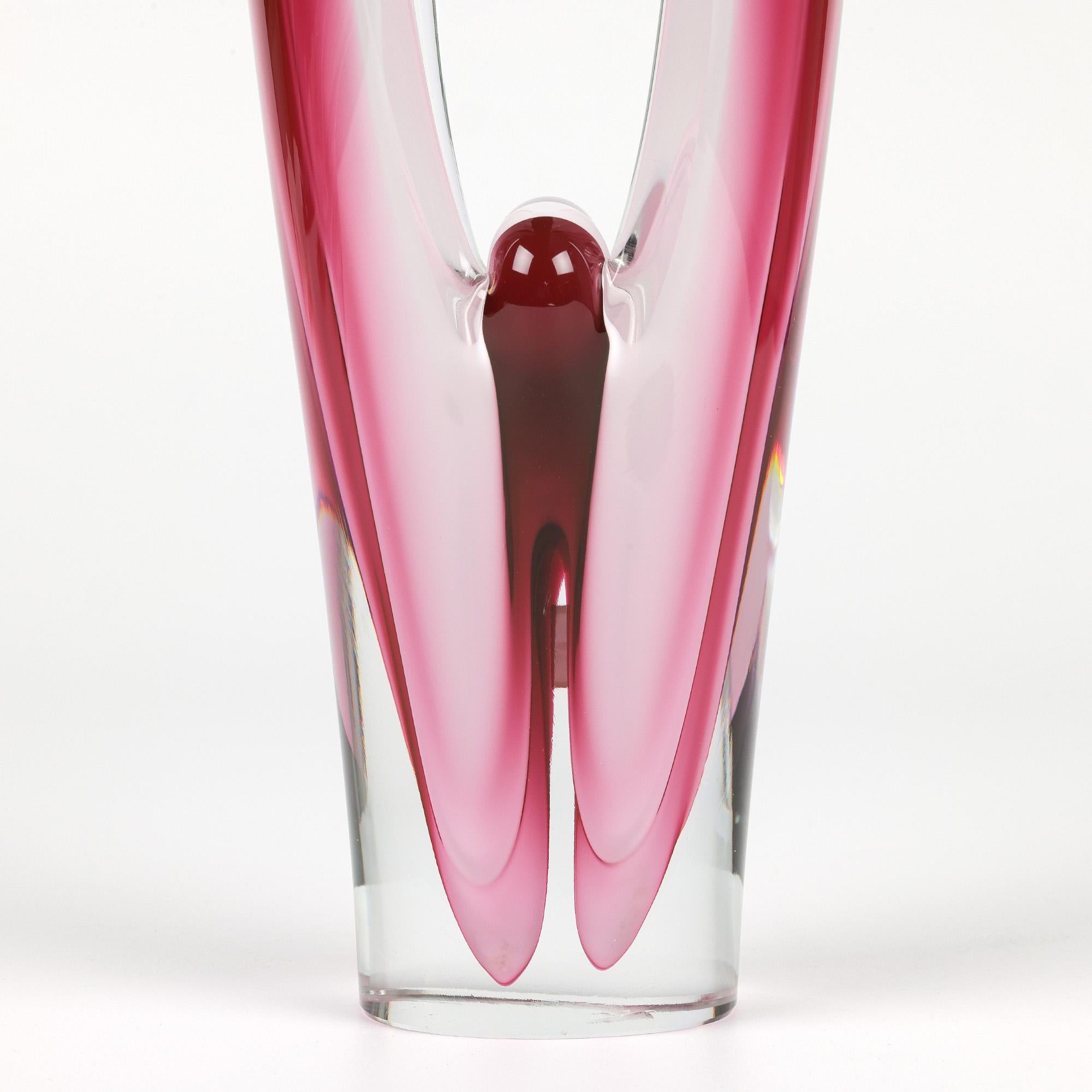 Paul Kedelv Flygsfors Glass Coquille Fantasia Jarrón de Swedish art glass Sueco en venta