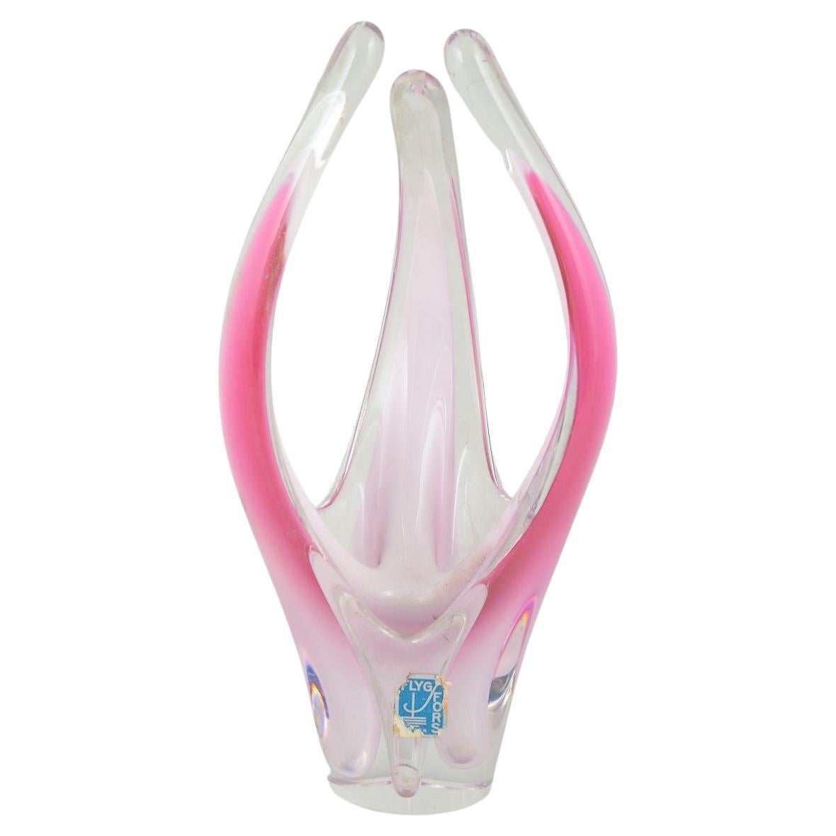 Paul Kedelv per Flygfors. Vaso organico e scultoreo in vetro artistico. "Coquille", anni 
50