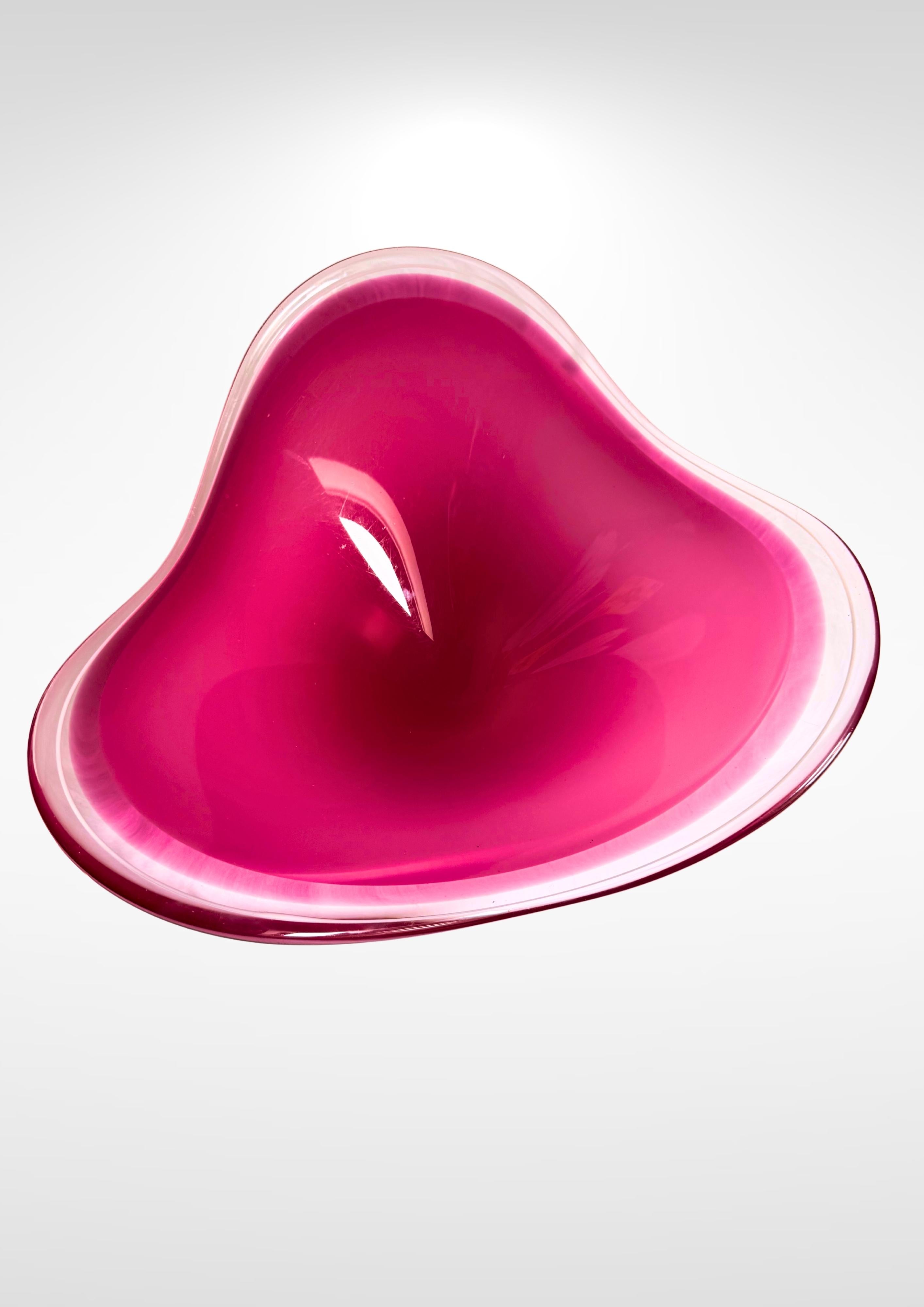 Paul Kedelv for Flygfors Sweden 'Coquille' Huge 6kg Centrepiece Pink Bowl Signé en vente 2