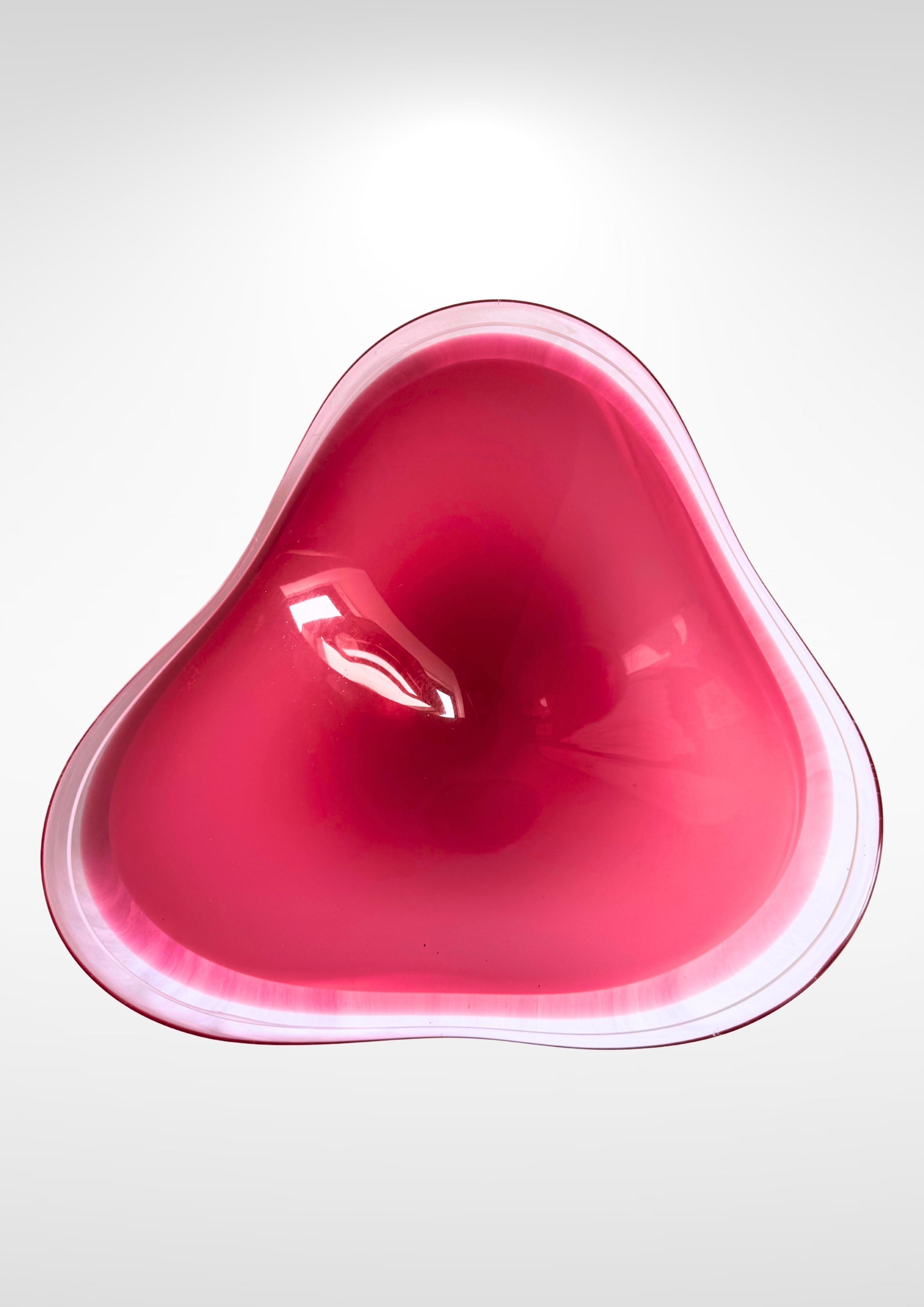 Paul Kedelv for Flygfors Sweden 'Coquille' Huge 6kg Centrepiece Pink Bowl Signé en vente 1