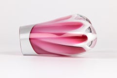 Paul Kedelv Swedish Mid-Century Flygsfors Coquille Pink Glass Vase