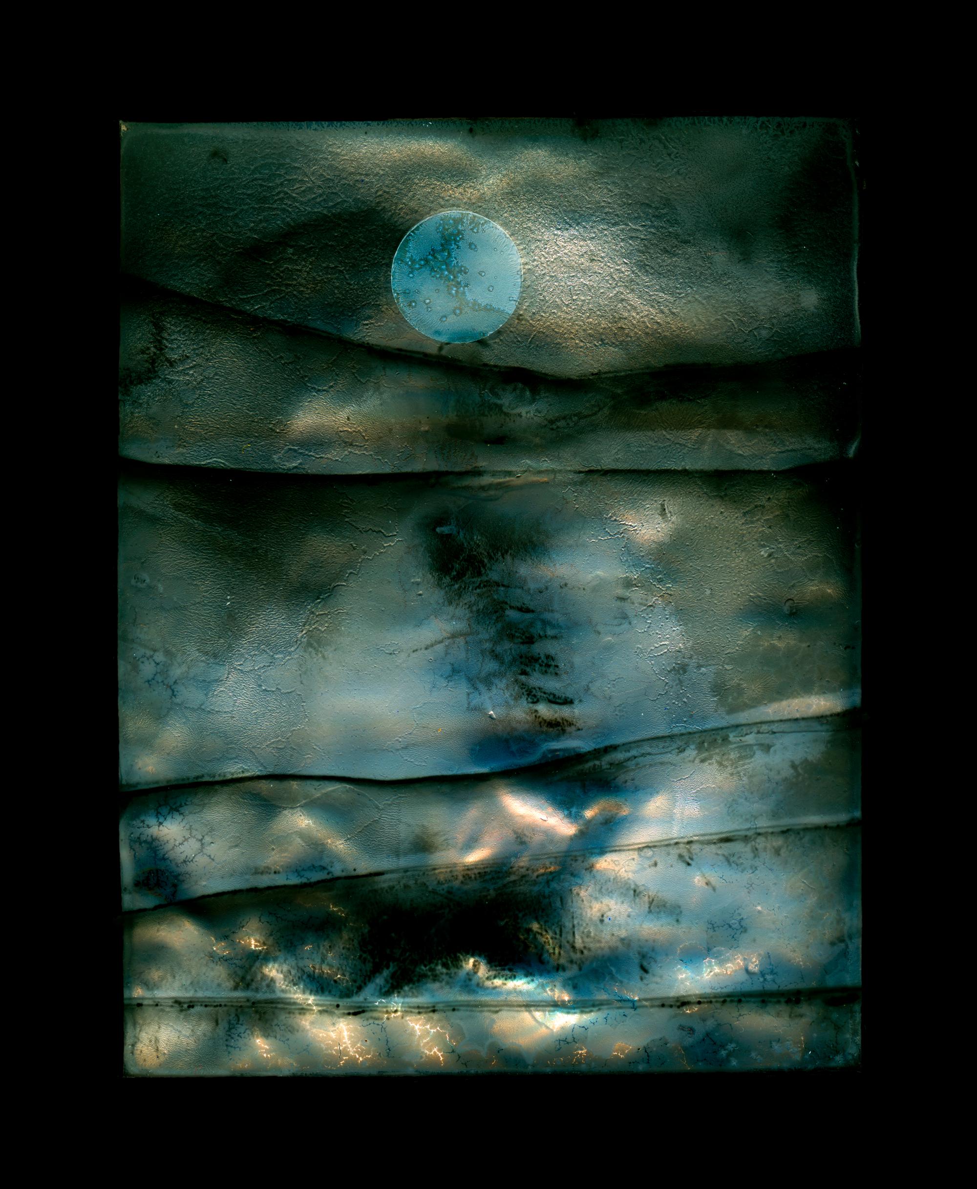 Landscape Photograph Paul Kenny - Lune sur une plage de Mayo