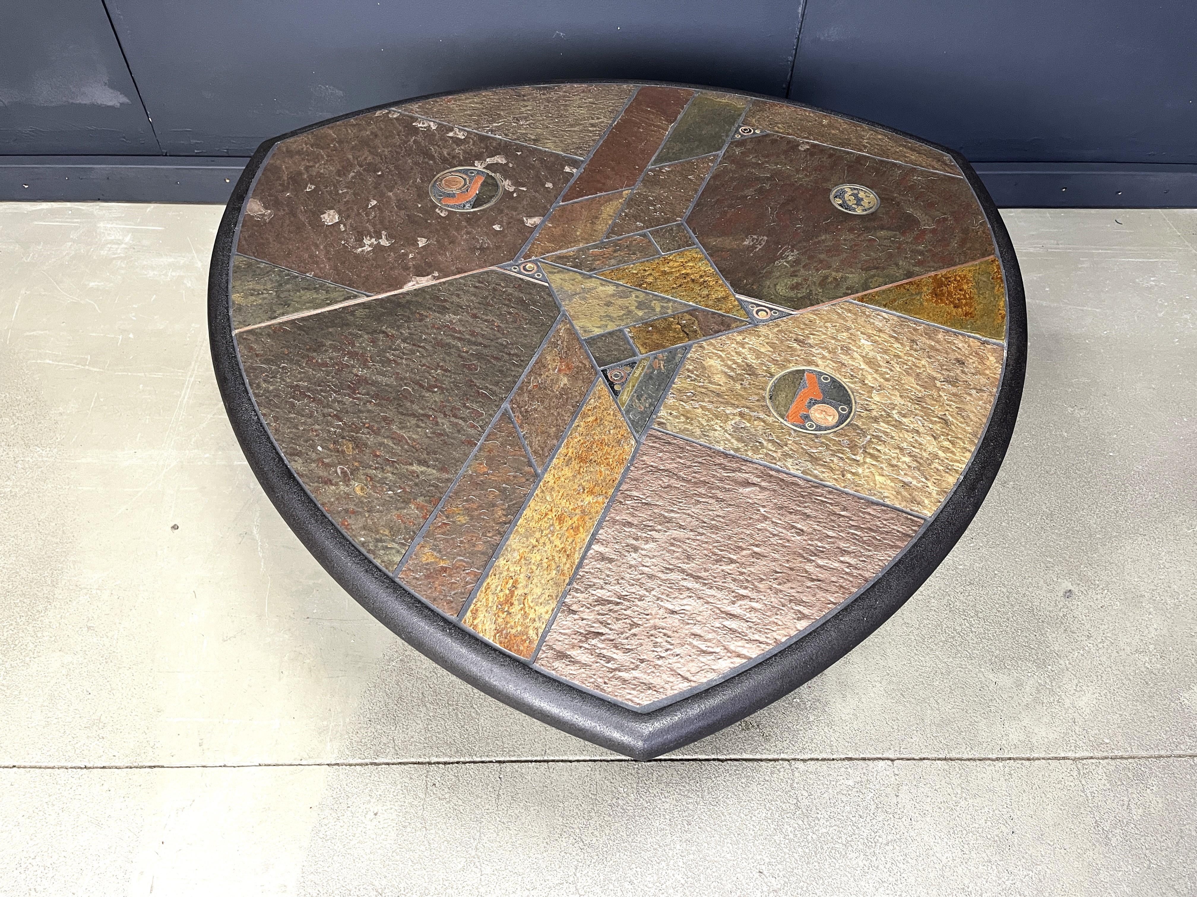 Paul Kingma attributed triangular coffee table, 1980s 5