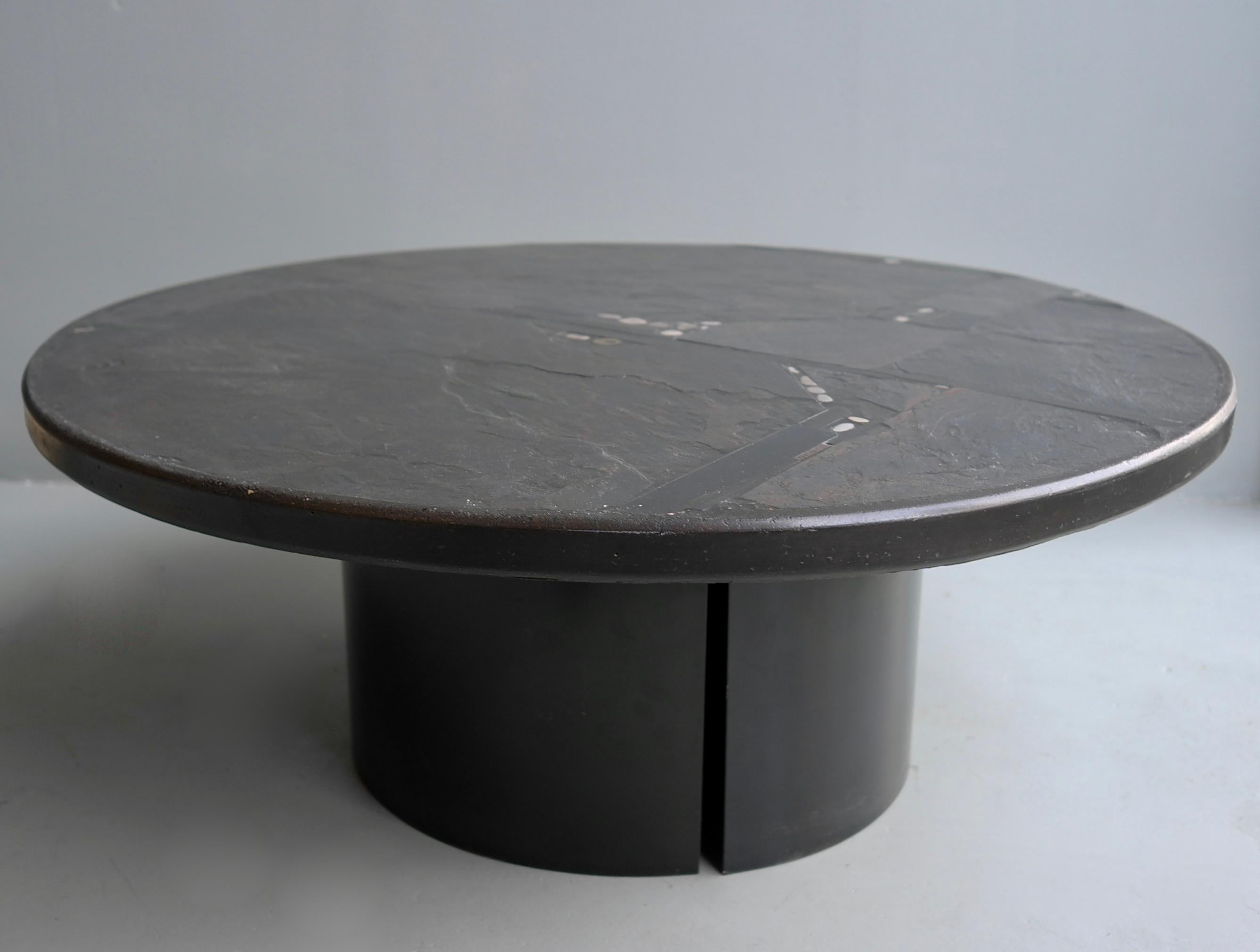 20th Century Paul Kingma Round Art Coffee Table in Slate, Grey and Black Stone, Brass Details
