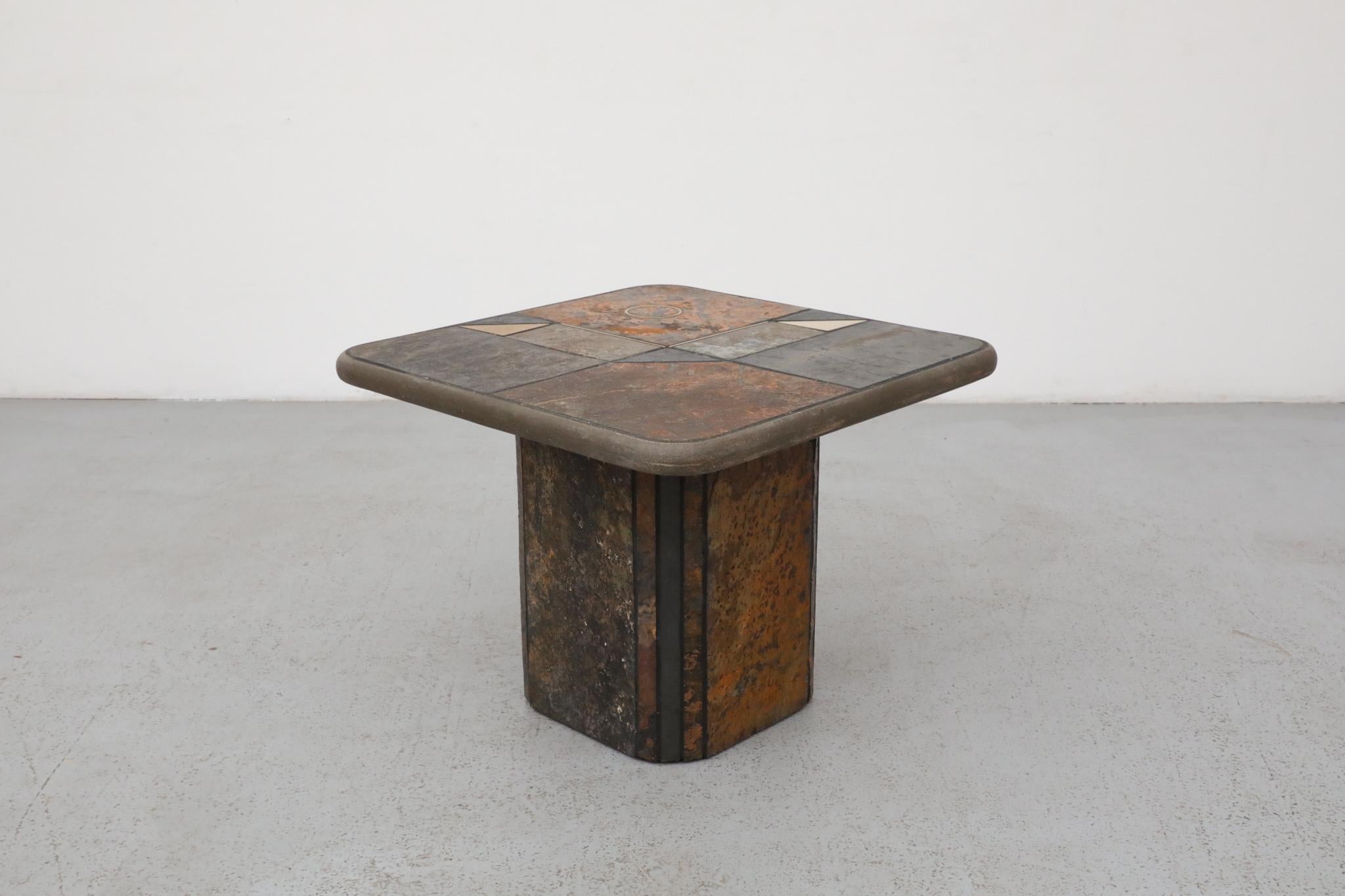 Paul Kingma Style Stone Mosaic Pedestal Side Table with Decorative Brass Detail For Sale 2