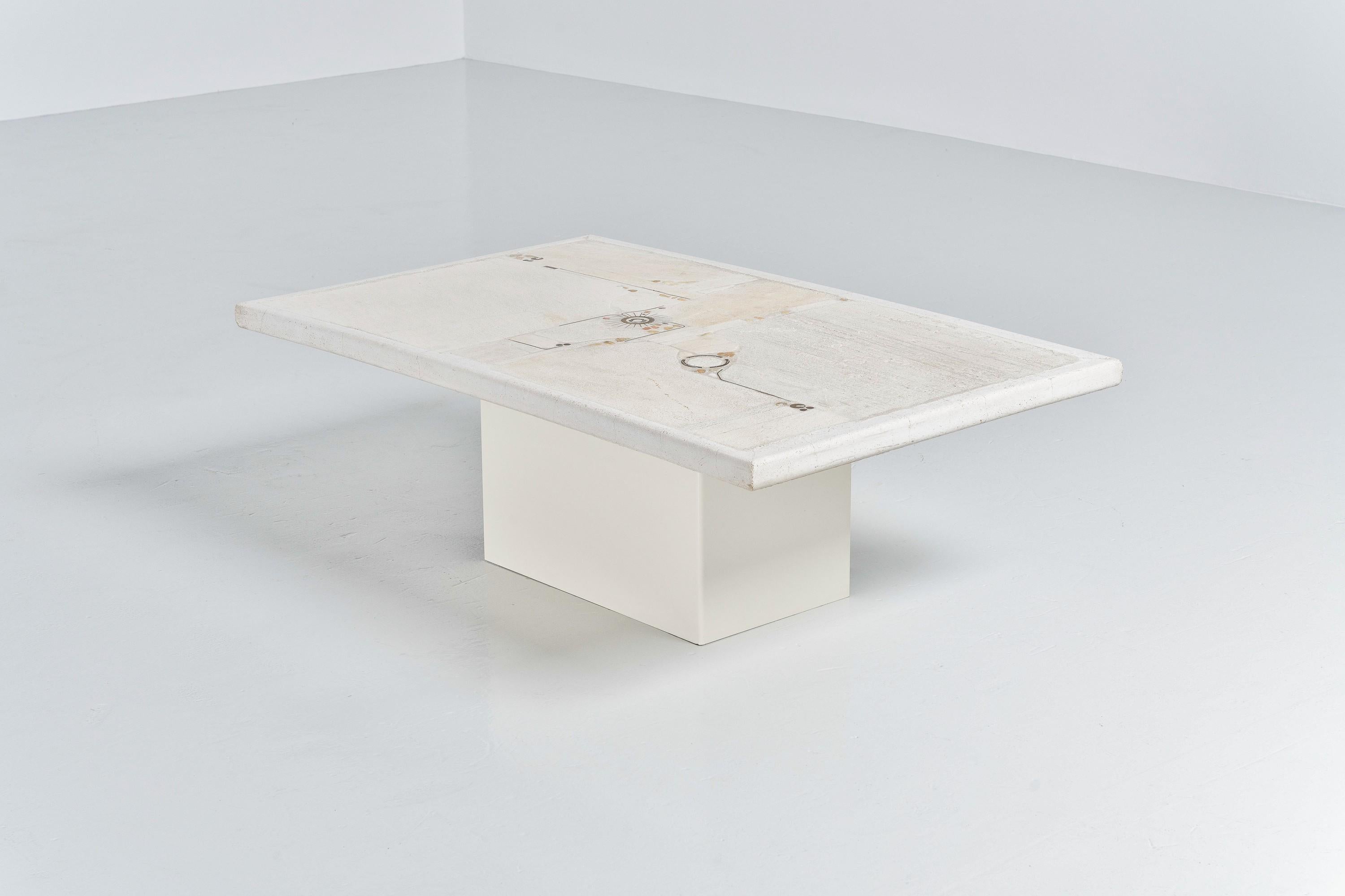 Very beautiful and Brutalist white rectangular coffee table, made in Holland in 1979 by Paul Kingma. The overall condition is very good, despite being light there are no signs of filth or stains of usage. There is only a very slight bend in the top,