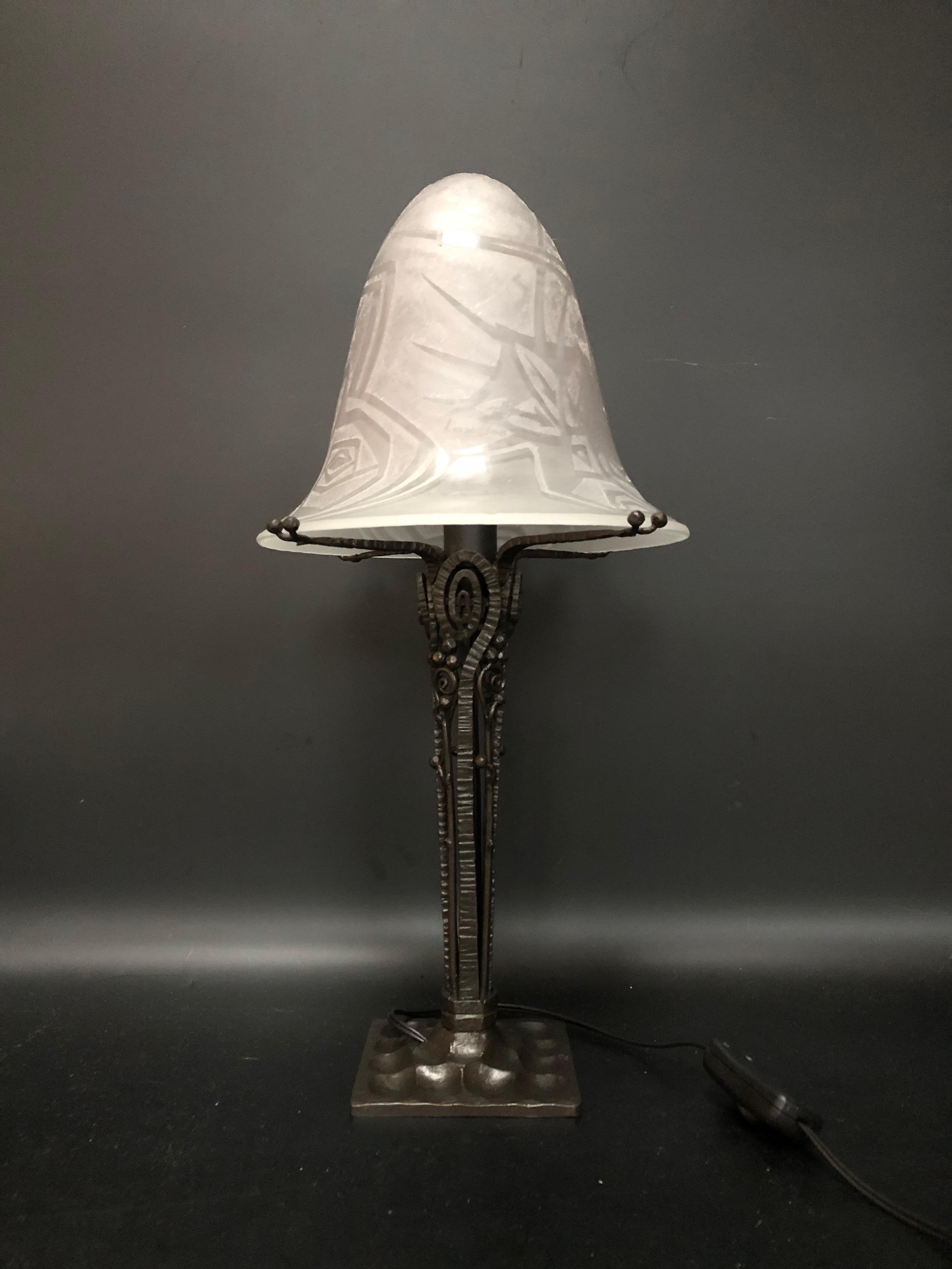 Paul Kiss And Jean Noverdy Art Deco Lamp For Sale 1