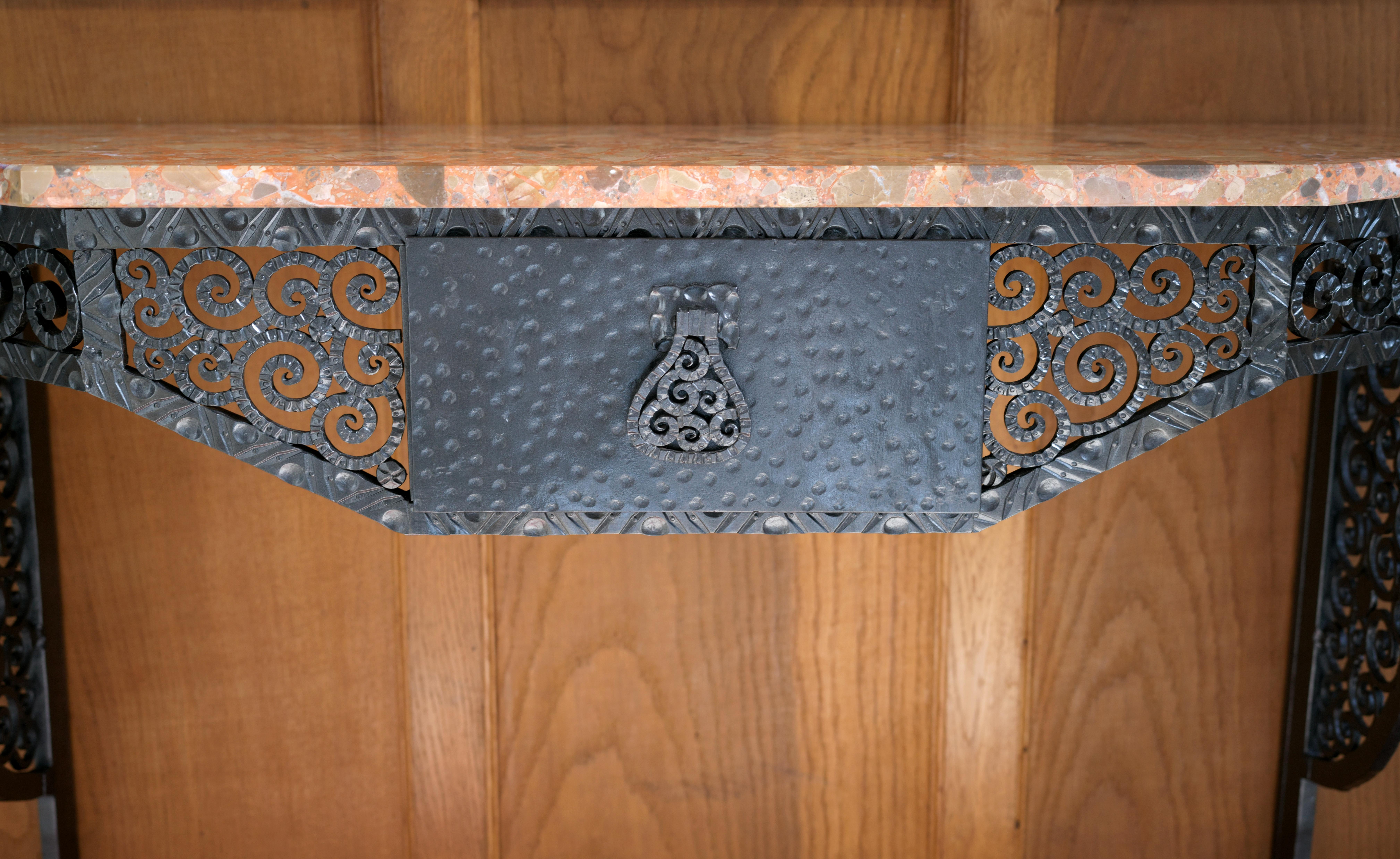 Ferro battuto Paul Kiss Consolle in ferro battuto in stile Art Déco francese, 1920 in vendita