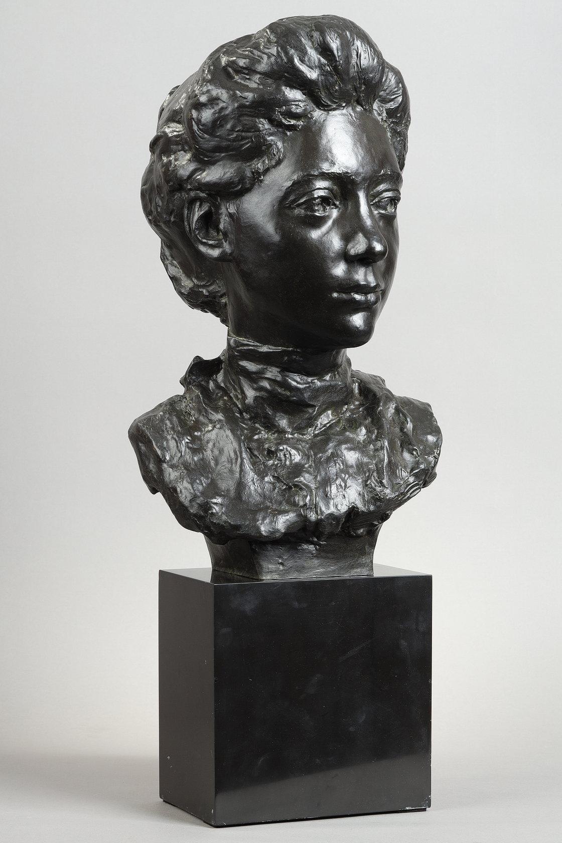 Presumed portrait of Elodie Blanchet - French School Sculpture by Paul Landowski 
