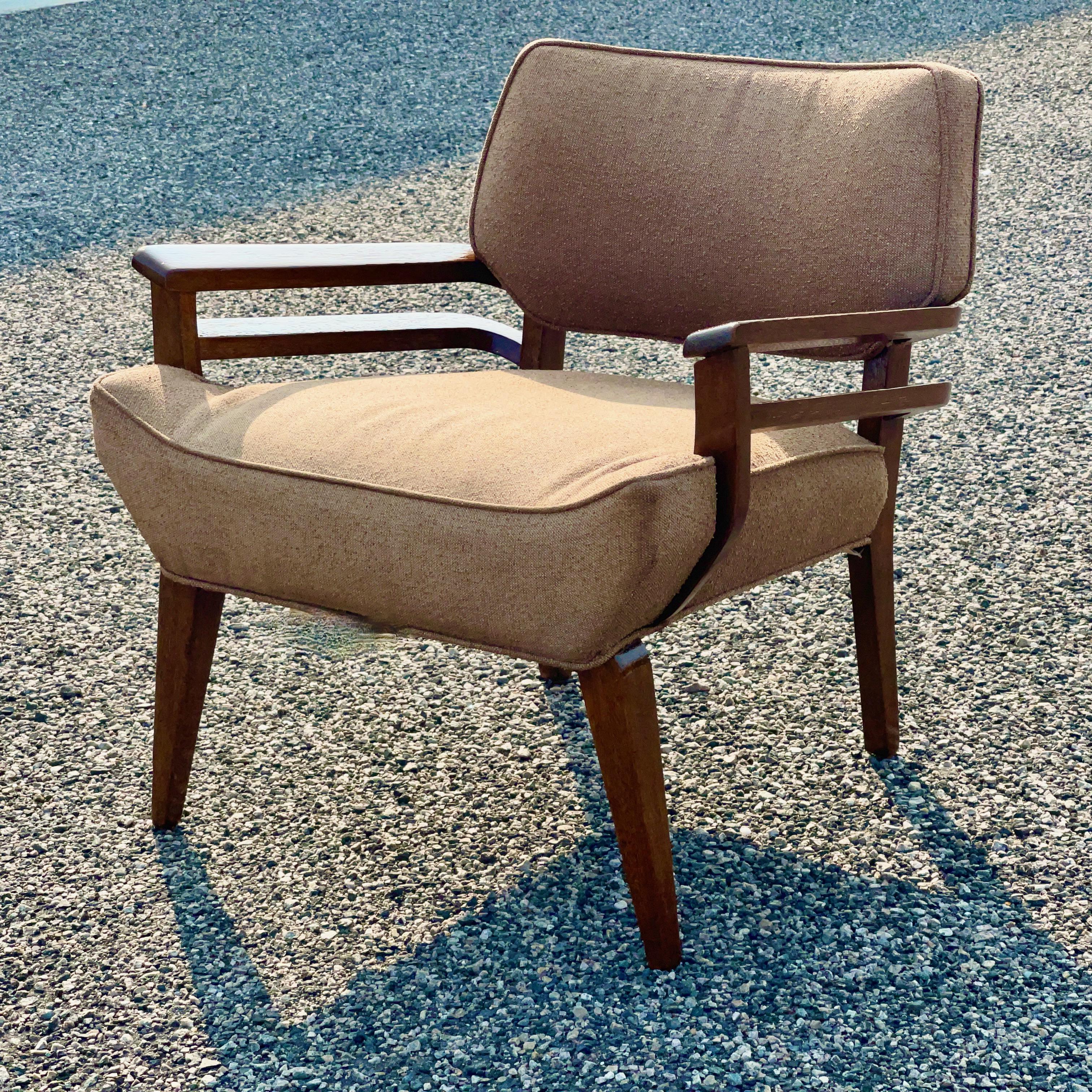 Paul Laslo Double Arm Chair for Brown Saltman In Good Condition For Sale In Hanover, MA