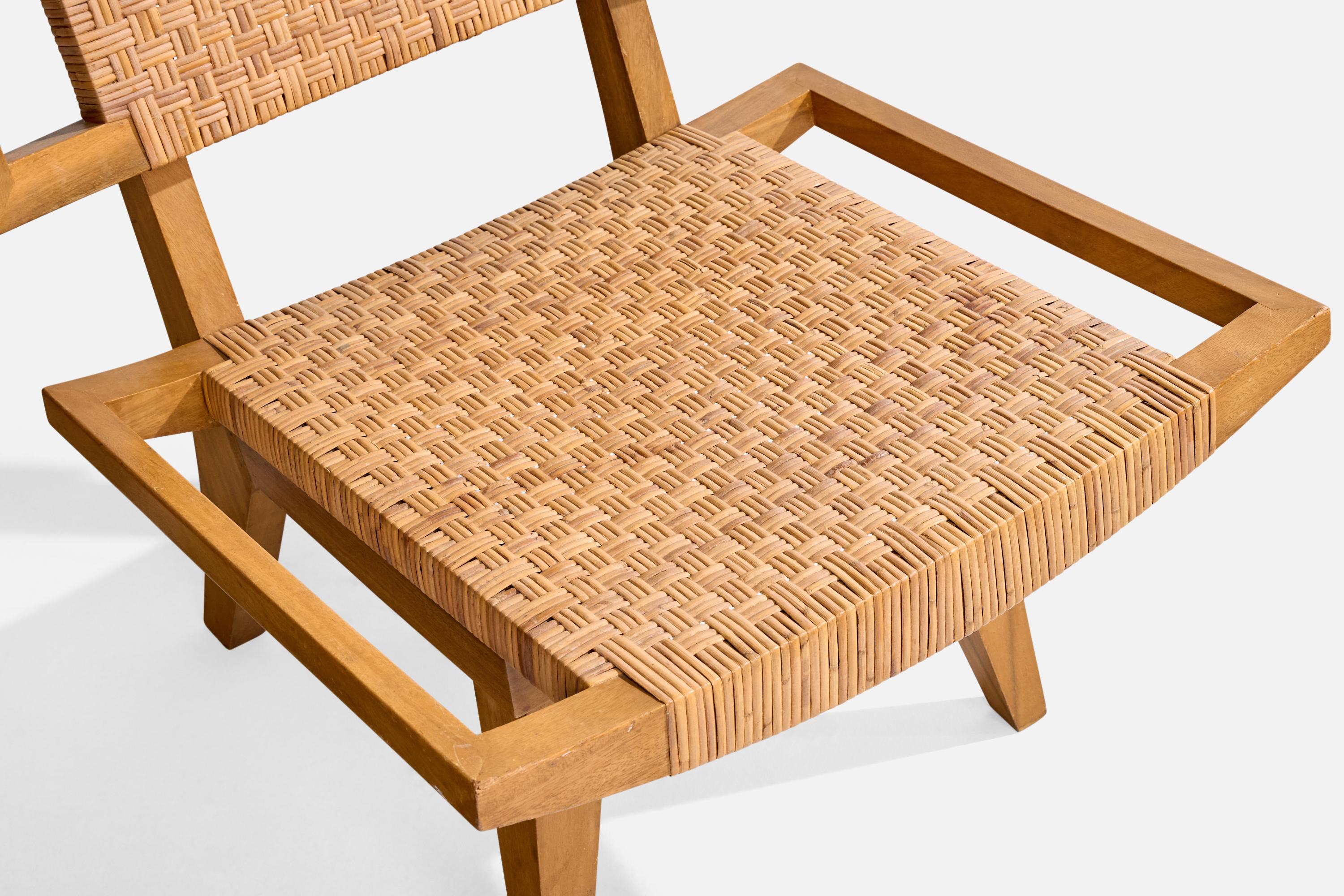 Paul Laszlo Attribution, Lounge Chairs, Mahogany, Rattan, USA, 1950s In Good Condition For Sale In High Point, NC
