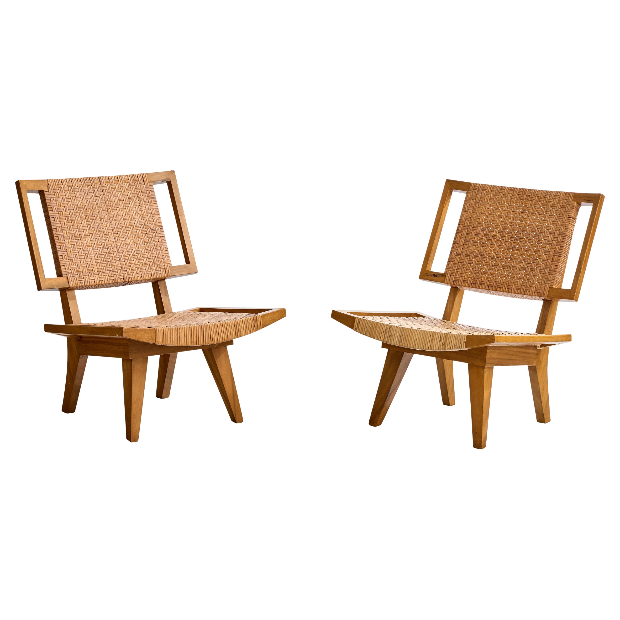 Paul Laszlo Attribution, Lounge Chairs, Mahogany, Rattan, USA, 1950s For Sale