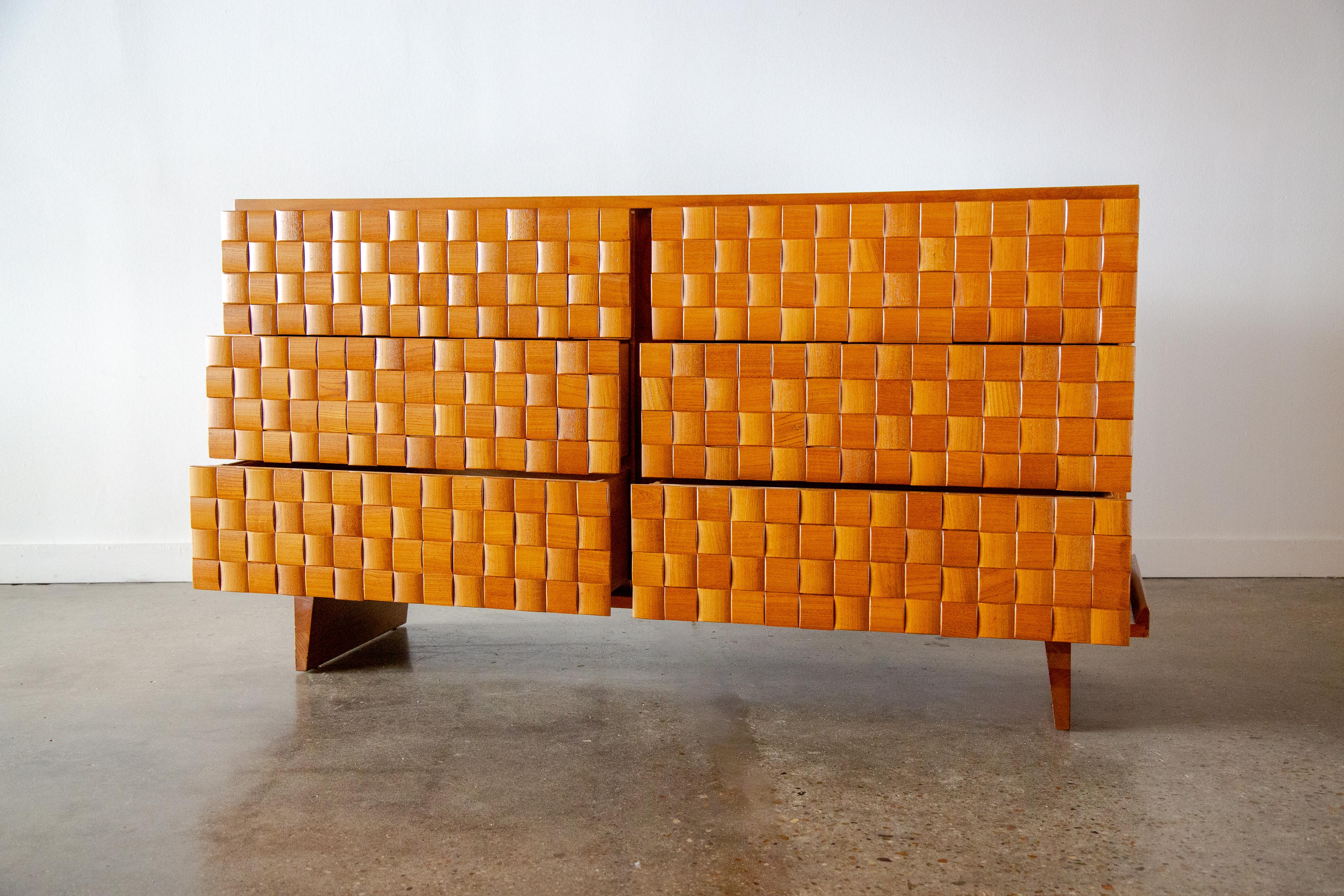 Mid-Century Modern Paul Laszlo for Brown Saltman Basket woven Chest of Drawers cabinet For Sale
