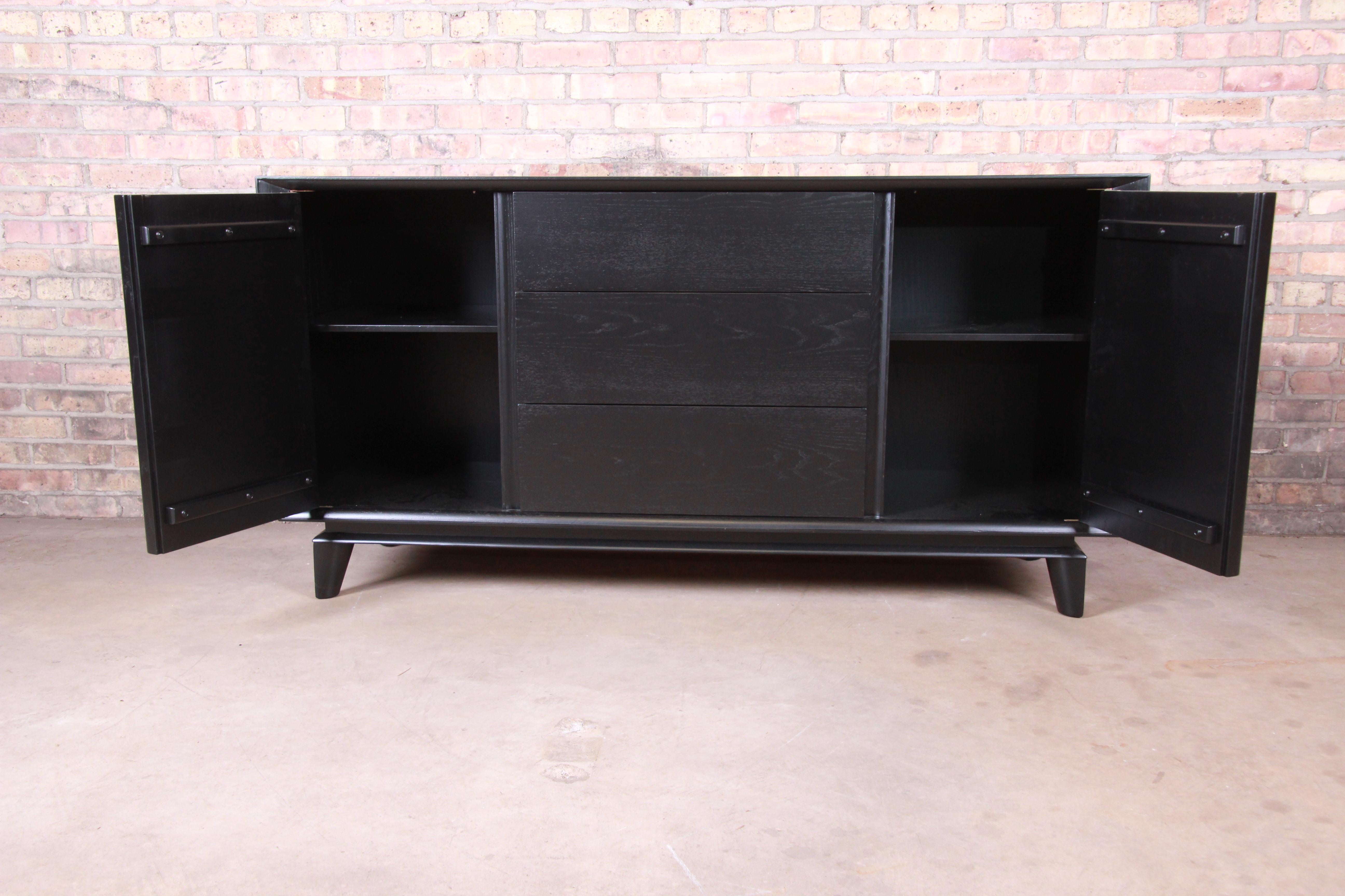 Paul Laszlo for Brown Saltman Ebonized Sideboard Credenza, Newly Refinished In Good Condition In South Bend, IN