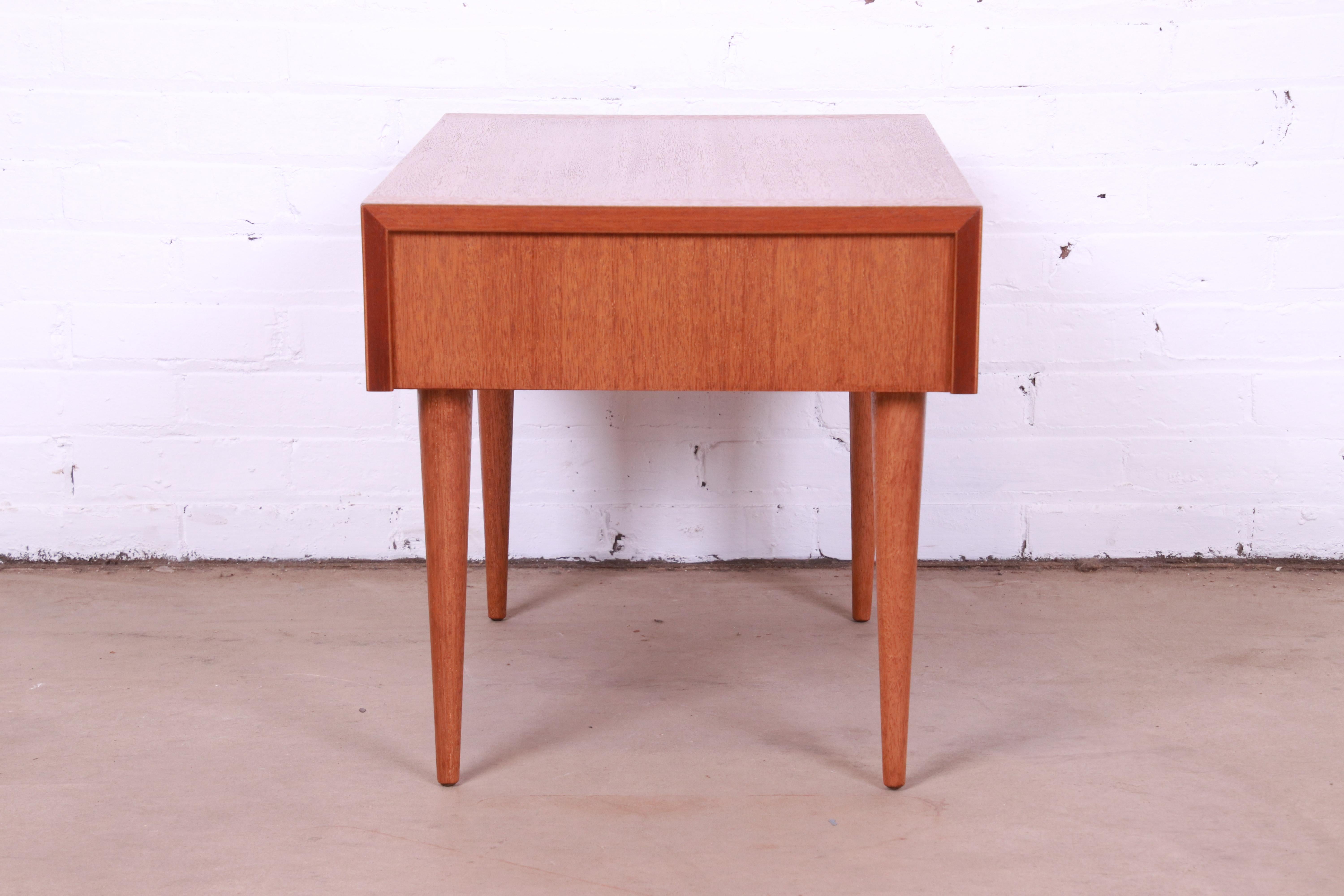 Paul Laszlo for Brown Saltman Mid-Century Modern Mahogany Side Table, Refinished 9