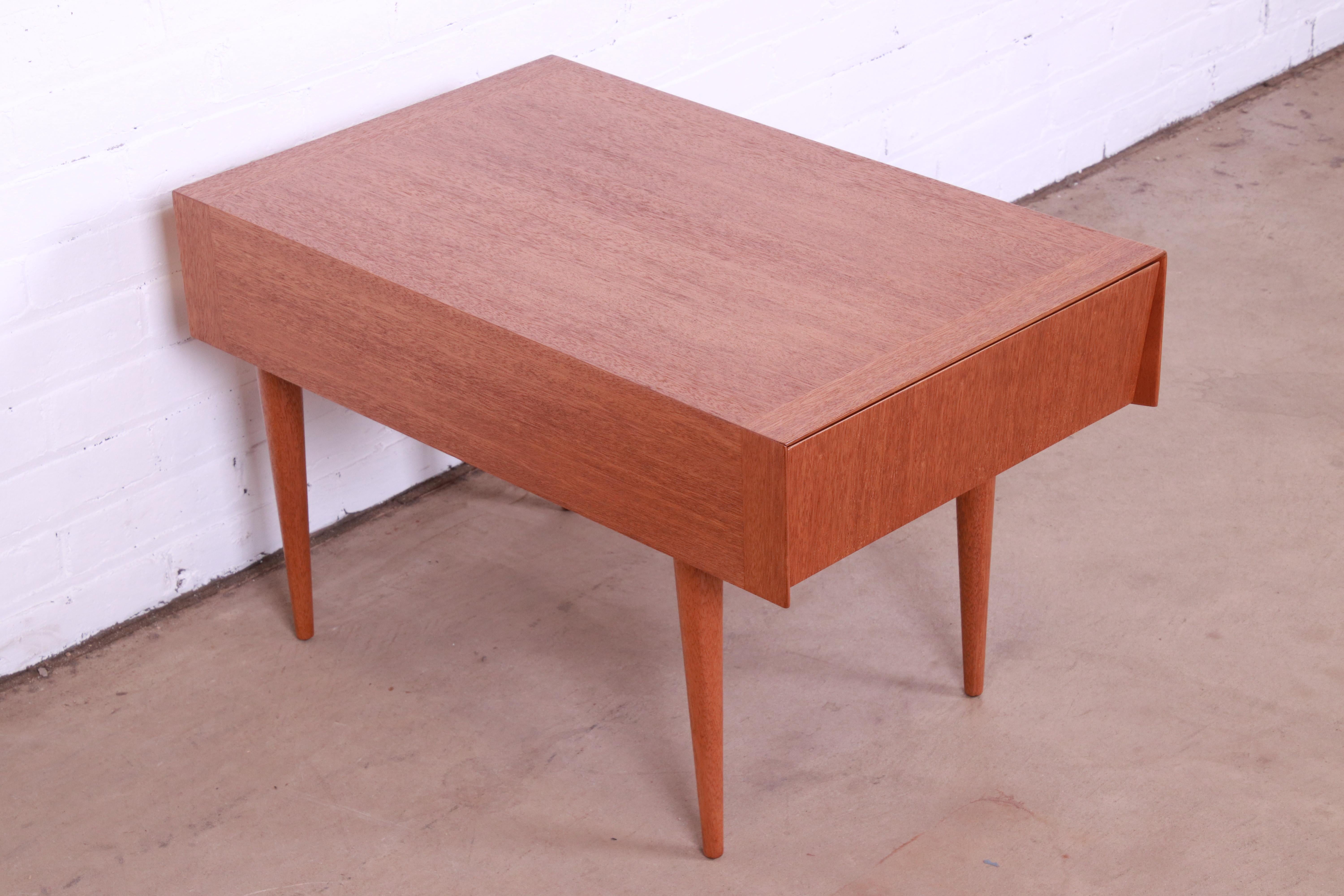 Mid-20th Century Paul Laszlo for Brown Saltman Mid-Century Modern Mahogany Side Table, Refinished