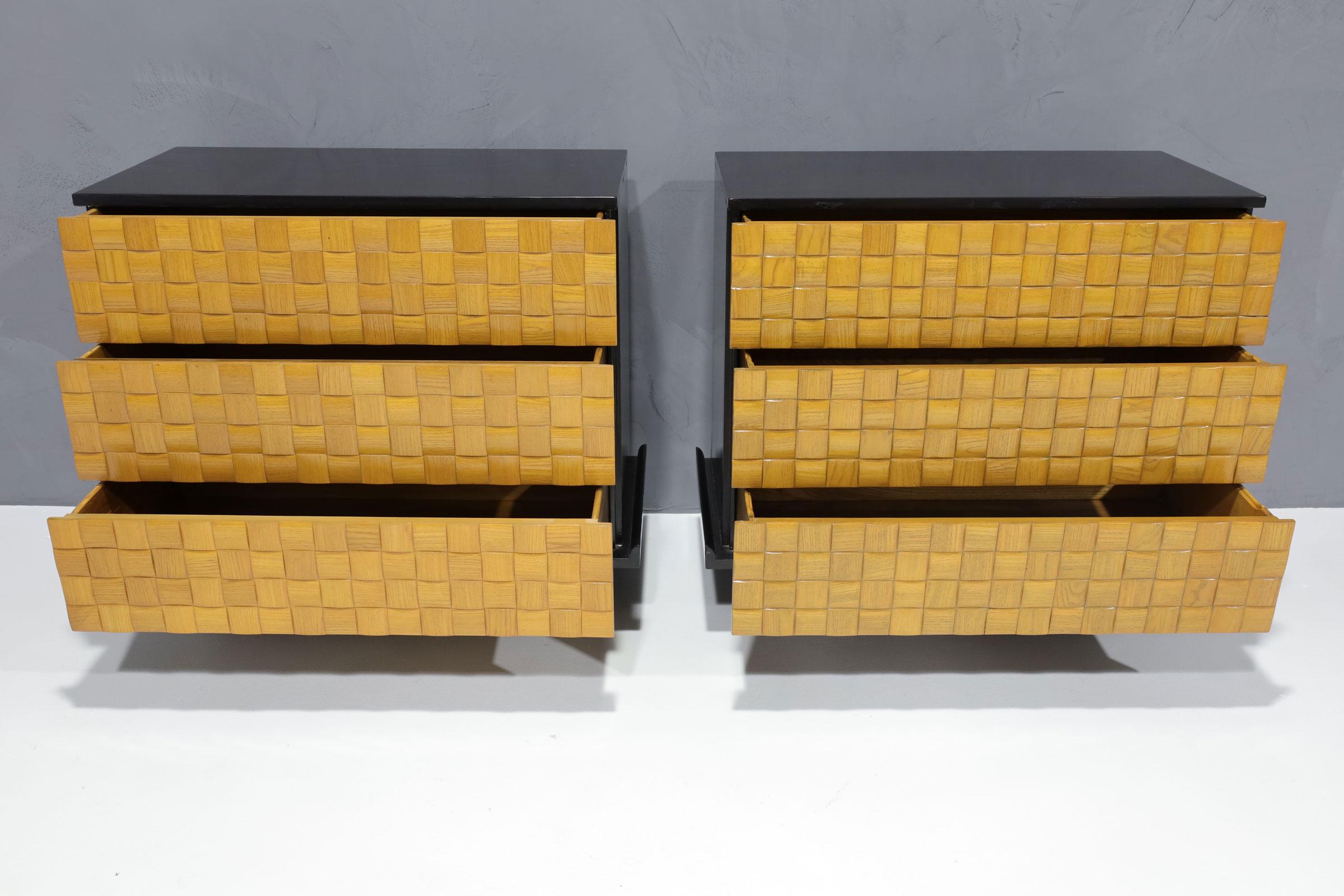 American Paul Laszlo for Brown Saltman Pair of Nightstands or Chest of Drawers For Sale