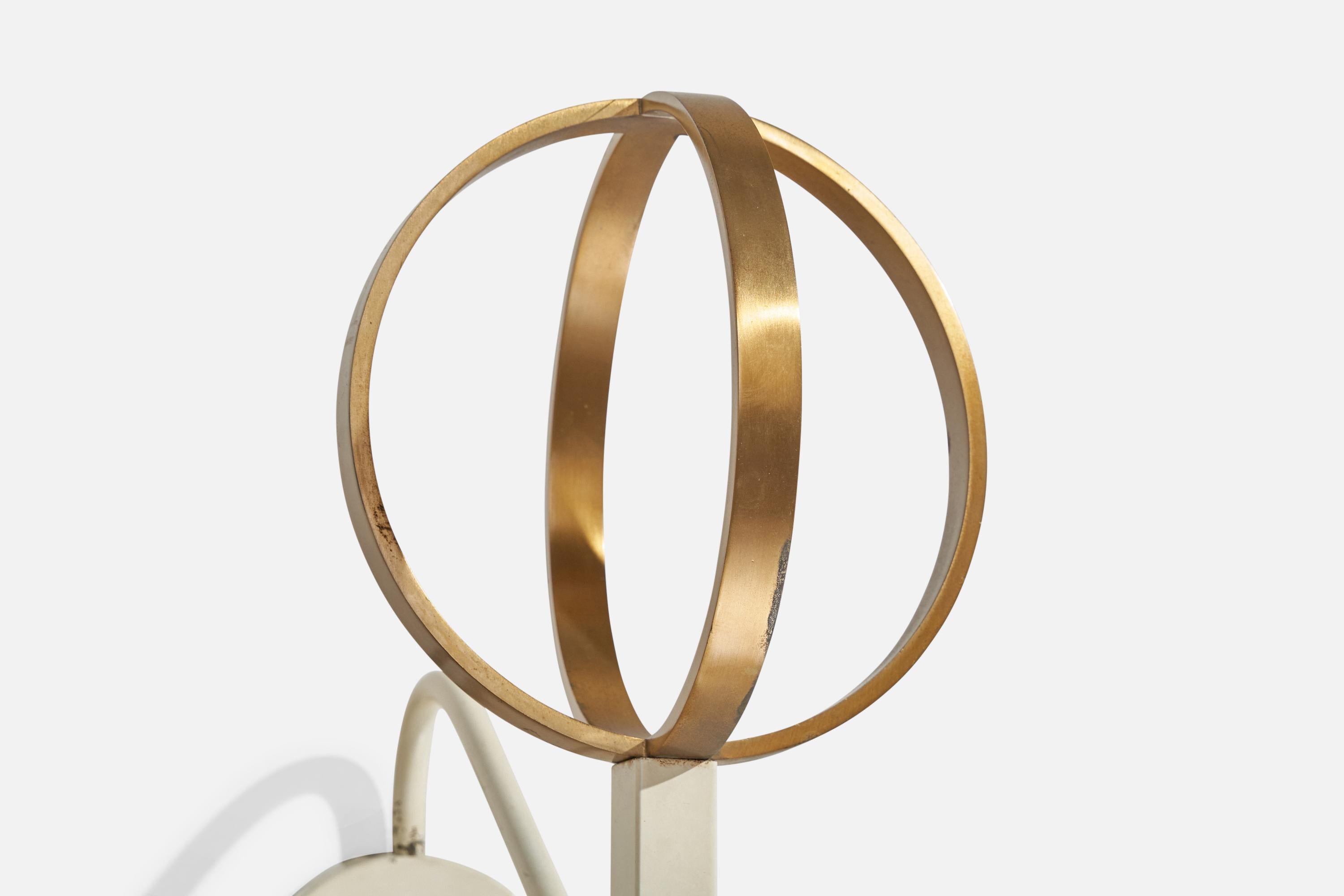 Paul Laszlo, Large Wall Lights, Brass, Metal, USA, 1950s For Sale 1