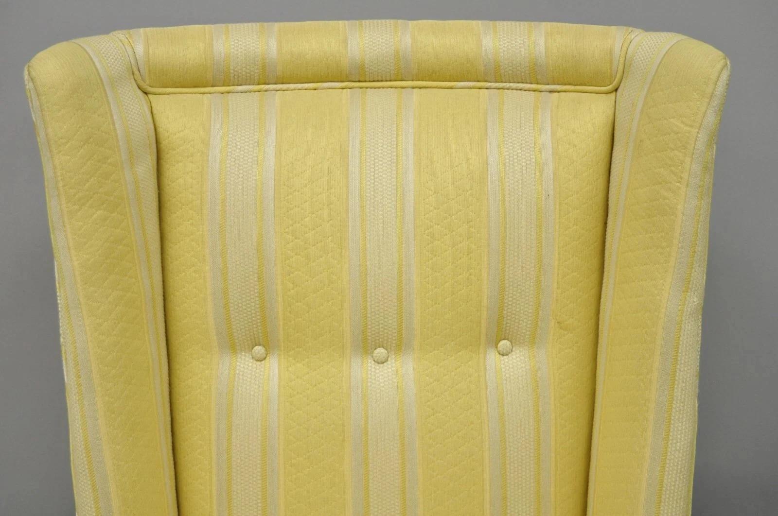 Paul Laszlo Mid Century Modern Upholstered Barrel Wing Back Slipper Lounge Chair Bon état - En vente à Philadelphia, PA