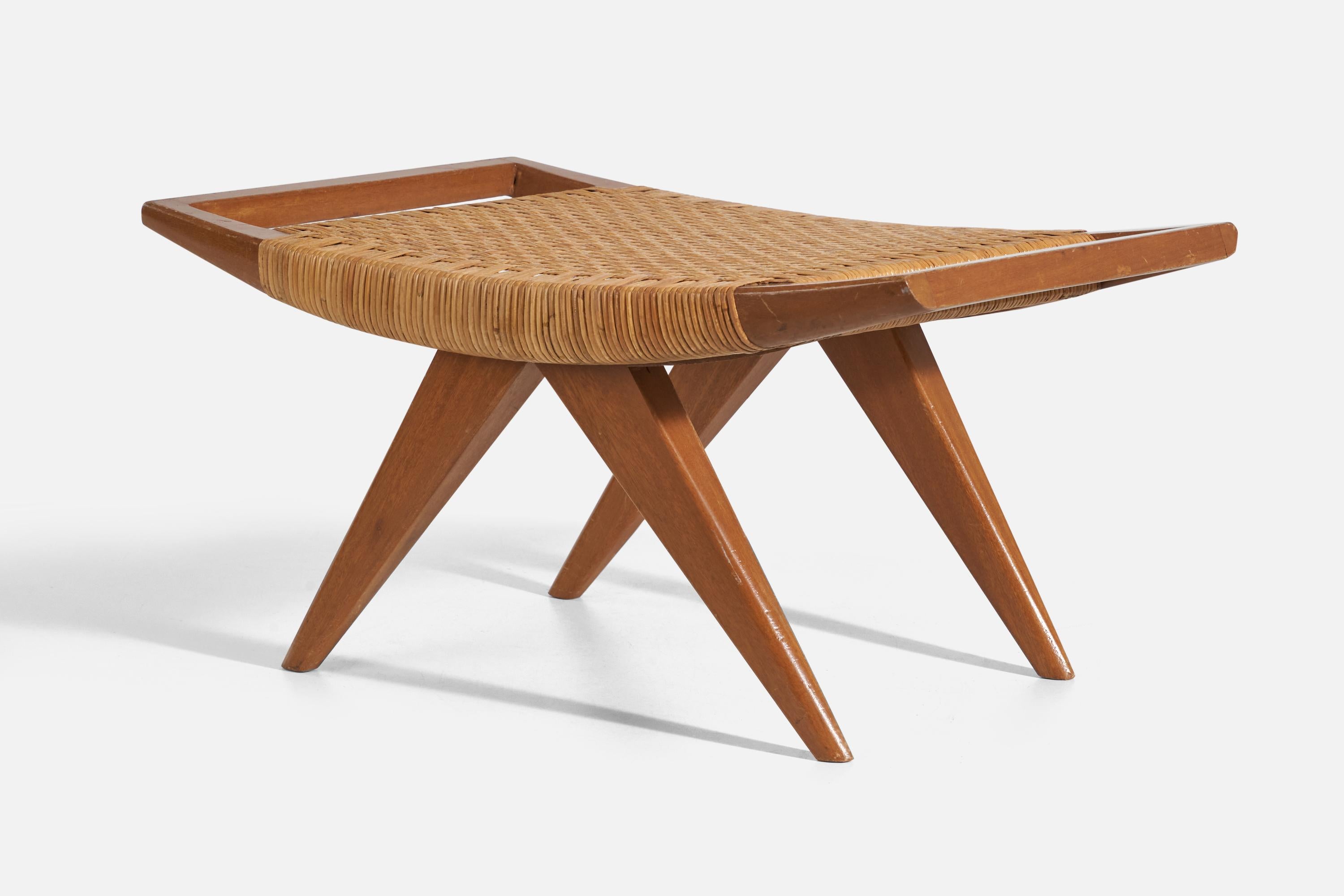 Mid-Century Modern Paul László, Ottoman, Mahogany, Rattan, USA, 1950s