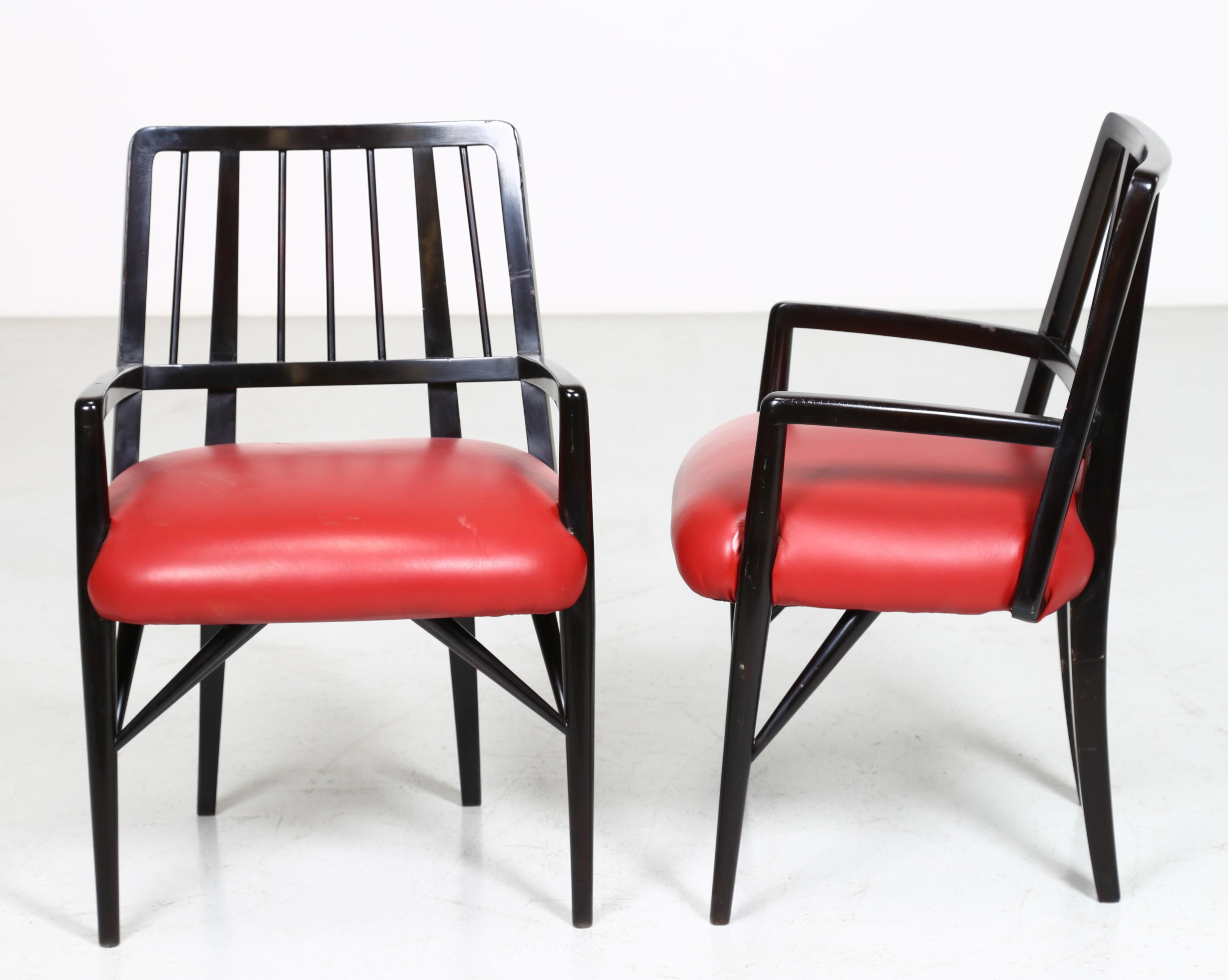 Americano Paul Laszlo Set di quattro sedie in legno laccato nero, anni '50 in vendita