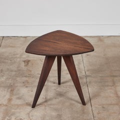 Paul Laszlo table d'appoint triangulaire en acajou pour Glenn of California
