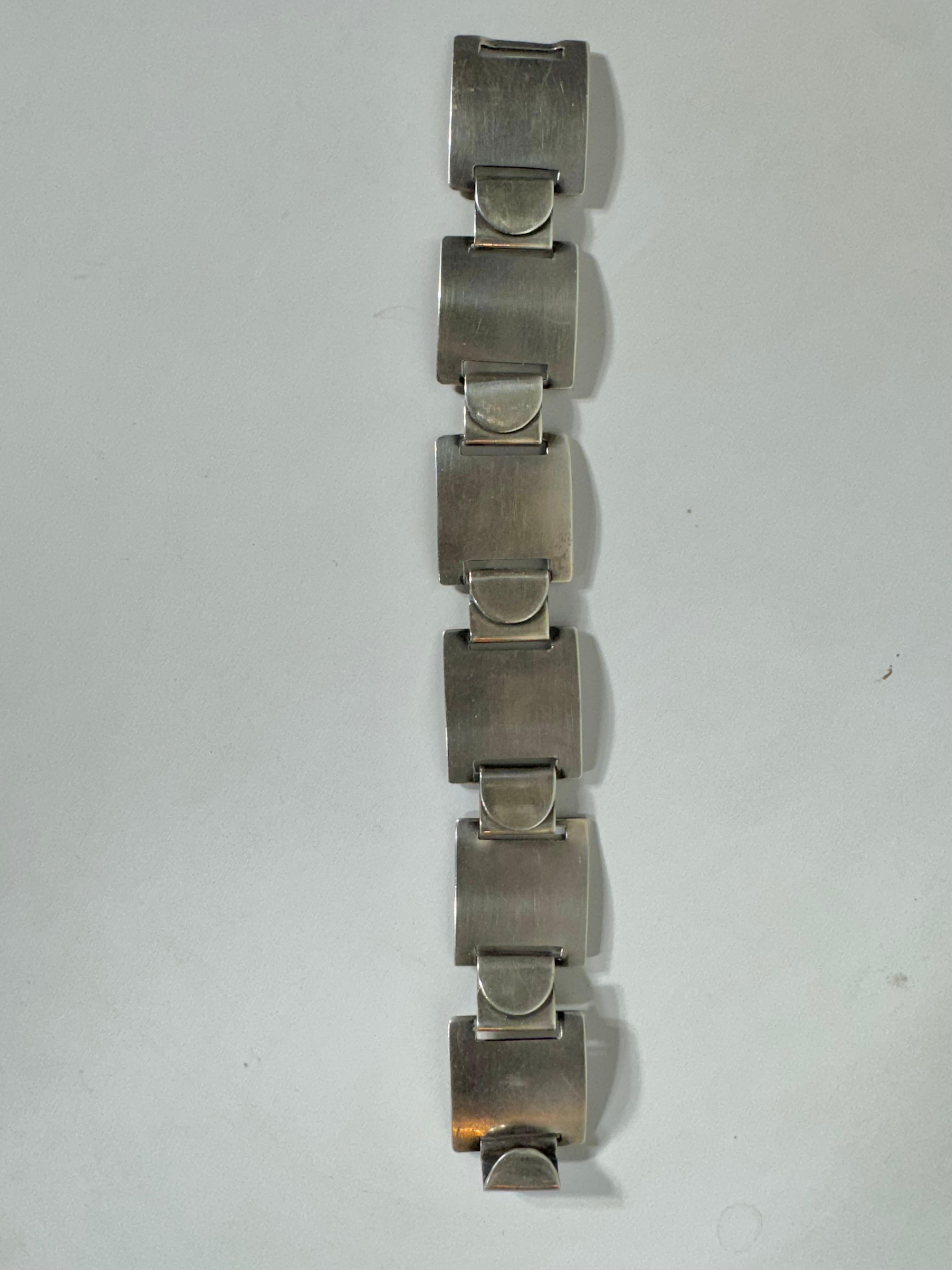 Paul Lobel New York Modernist Studio Sterling Silver Bracelet In Good Condition For Sale In Buffalo, NY