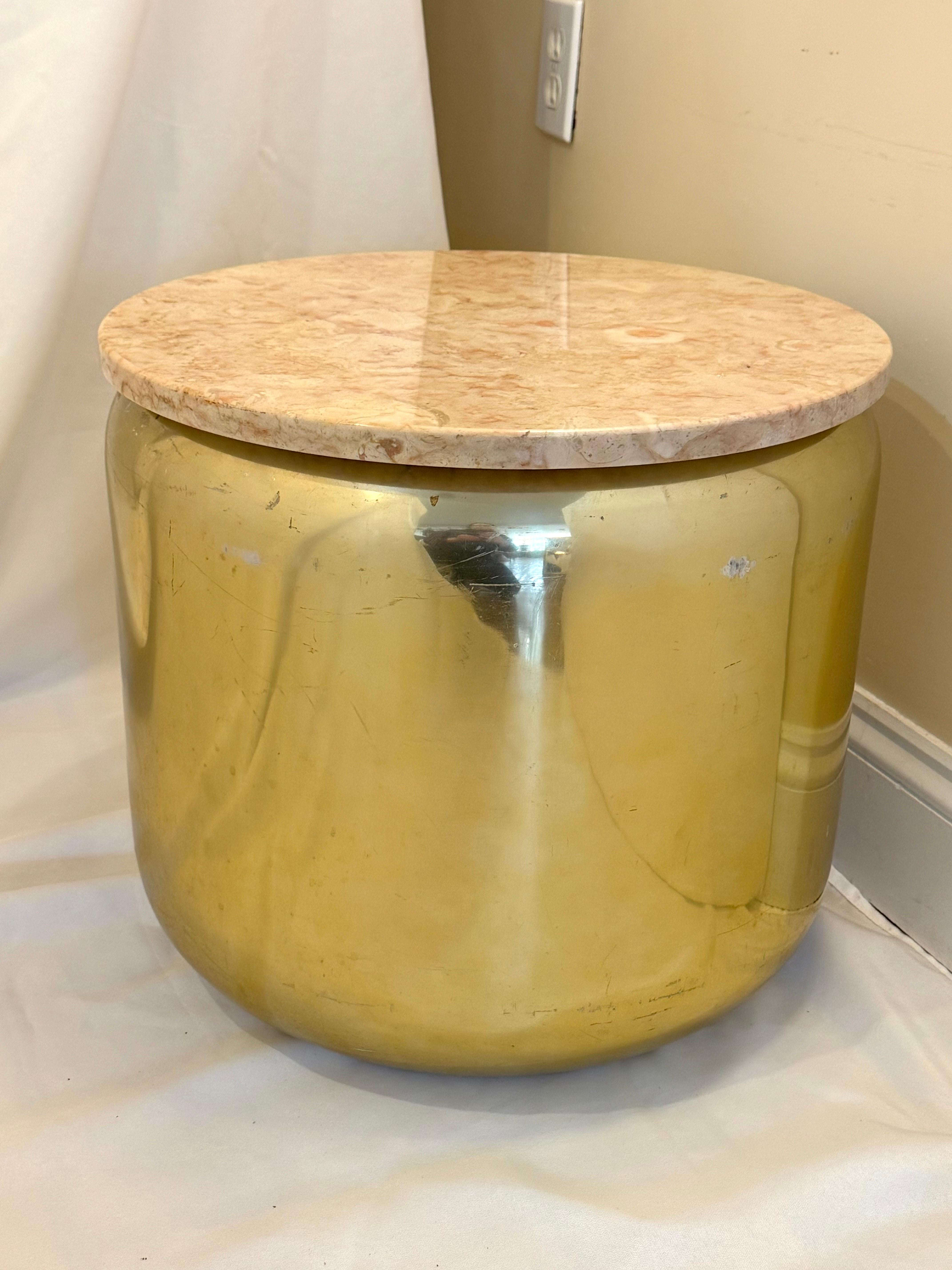 Paul Mayen for Habitat Round Brass Table with Pink Marble Top For Sale 9