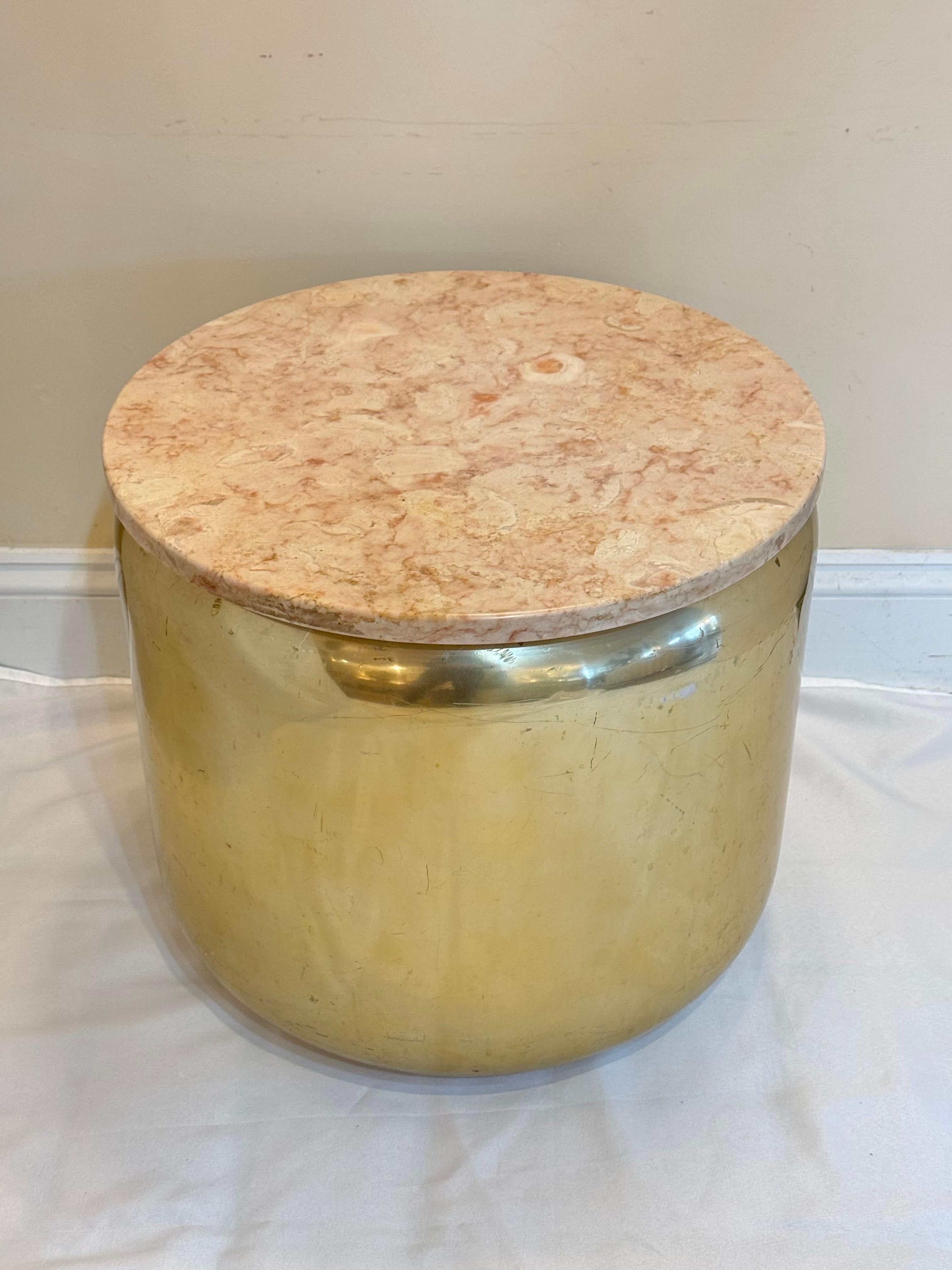 Paul Mayen for Habitat Round Brass Table with Pink Marble Top For Sale 2