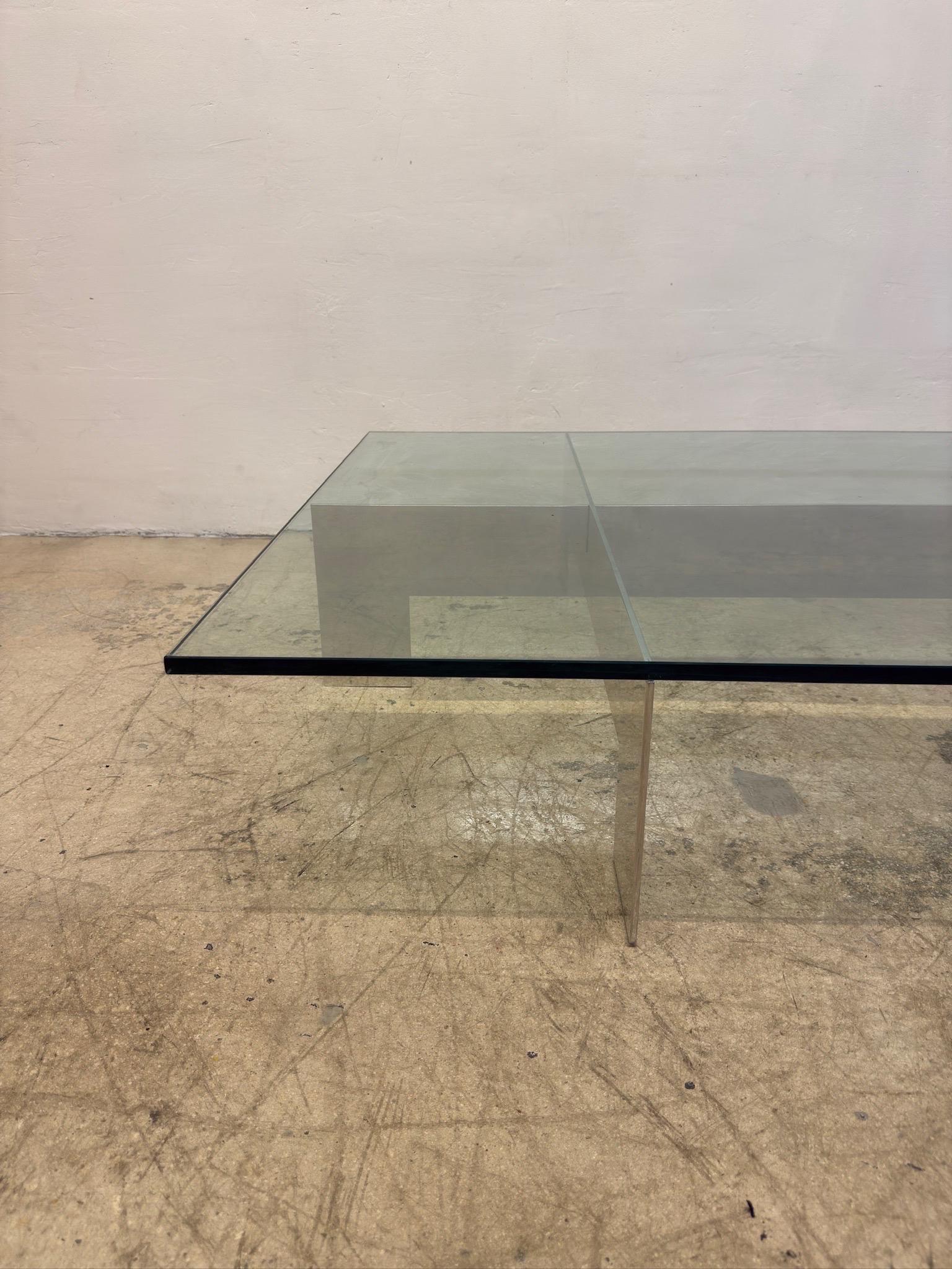 Table basse ou Cocktail Tables en aluminium et verre pour Habitat, Paul Mayen, 1970 en vente 3