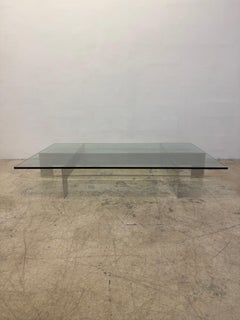 Paul Mayen Mesa de centro o de cóctel con tapa de aluminio y cristal para Habitat, años 70