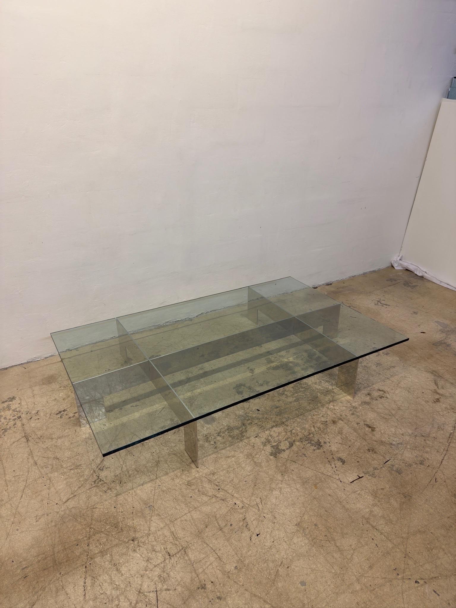 Table basse ou Cocktail Tables en aluminium et verre pour Habitat, Paul Mayen, 1970 en vente 1
