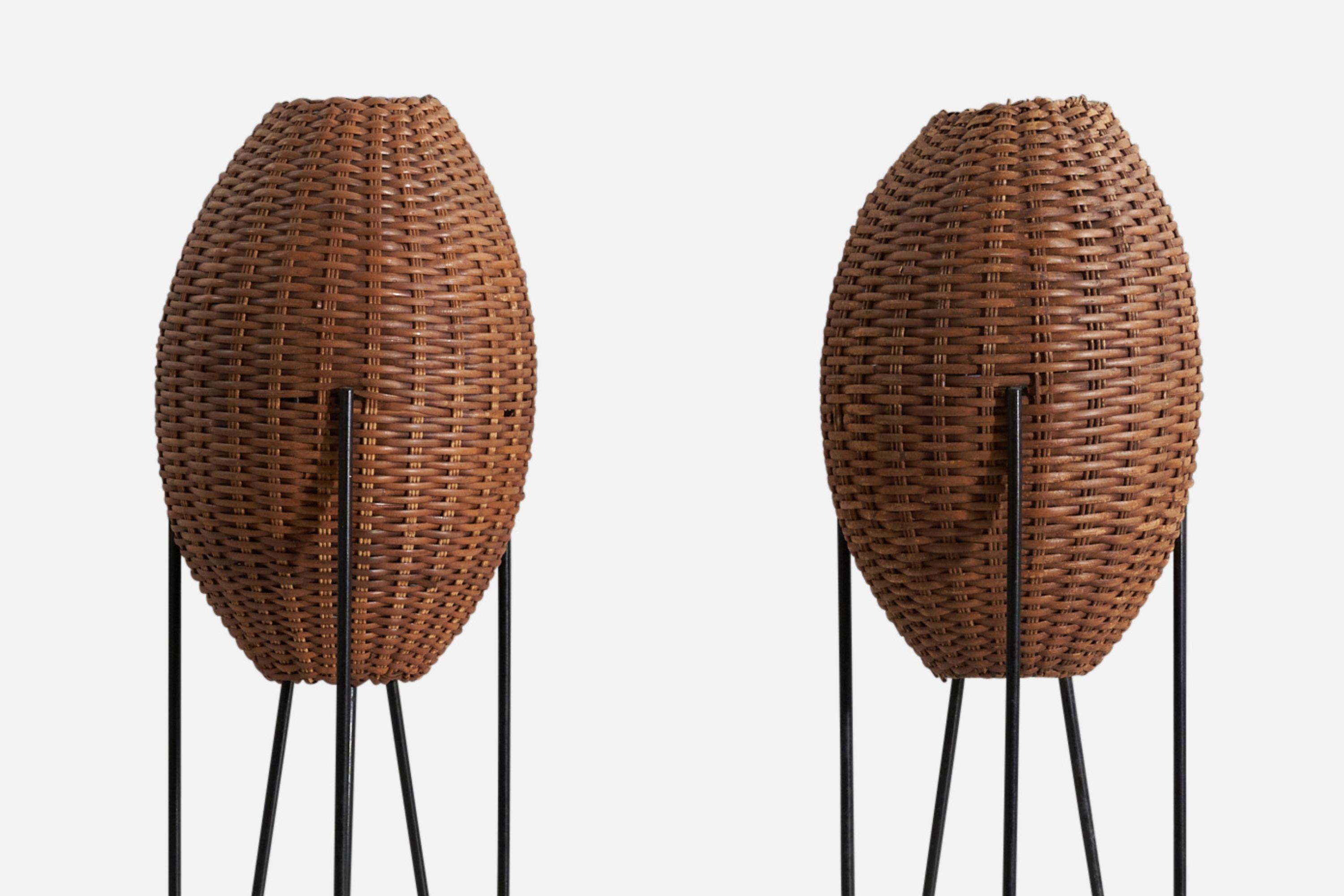 American Paul Mayén, Large Table Lamps, Wicker, Enameled Metal, United States, c. 1965 For Sale