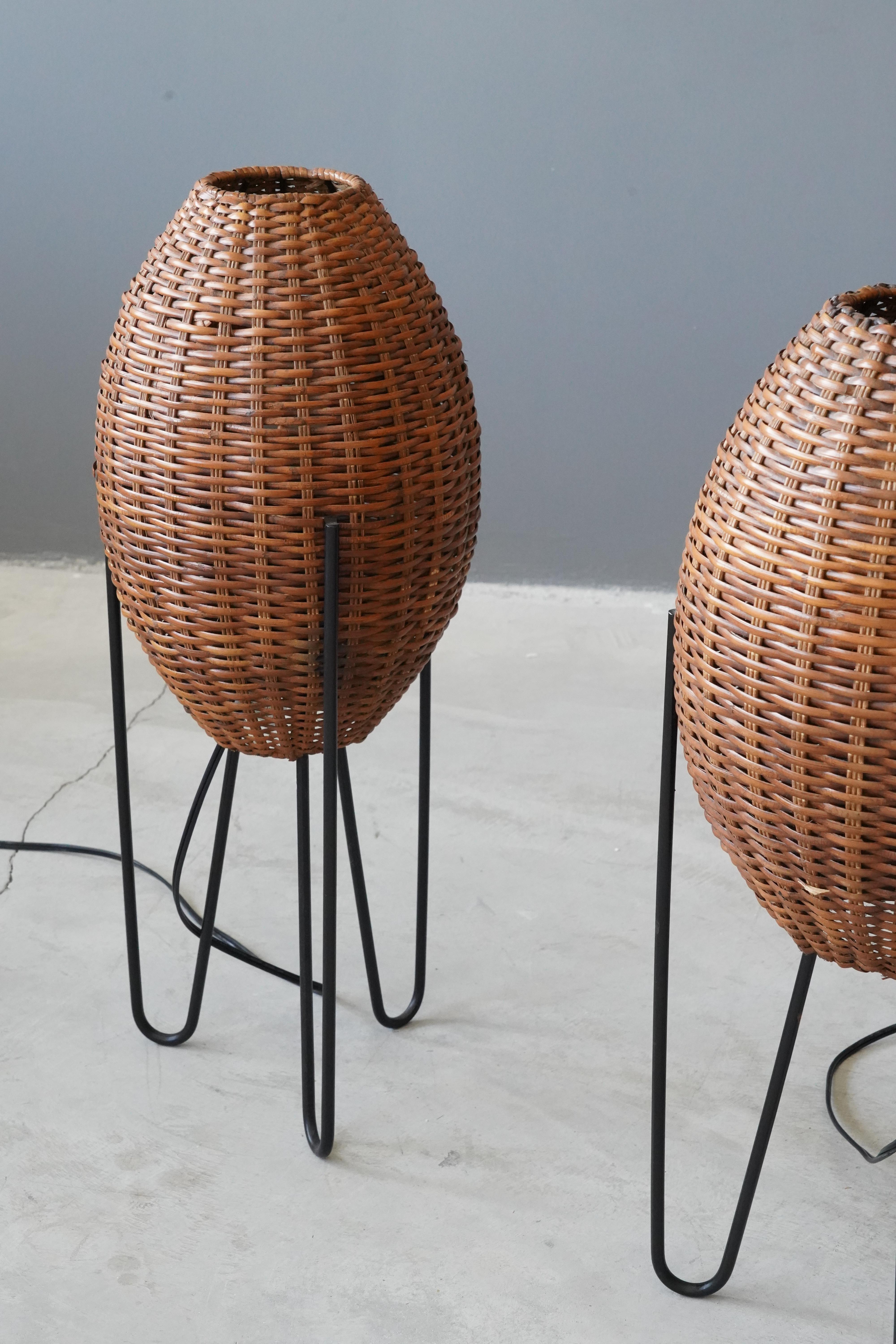 Paul Mayén, Large Table Lamps, Wicker, Enameled Metal, United States c. 1965 In Good Condition In High Point, NC