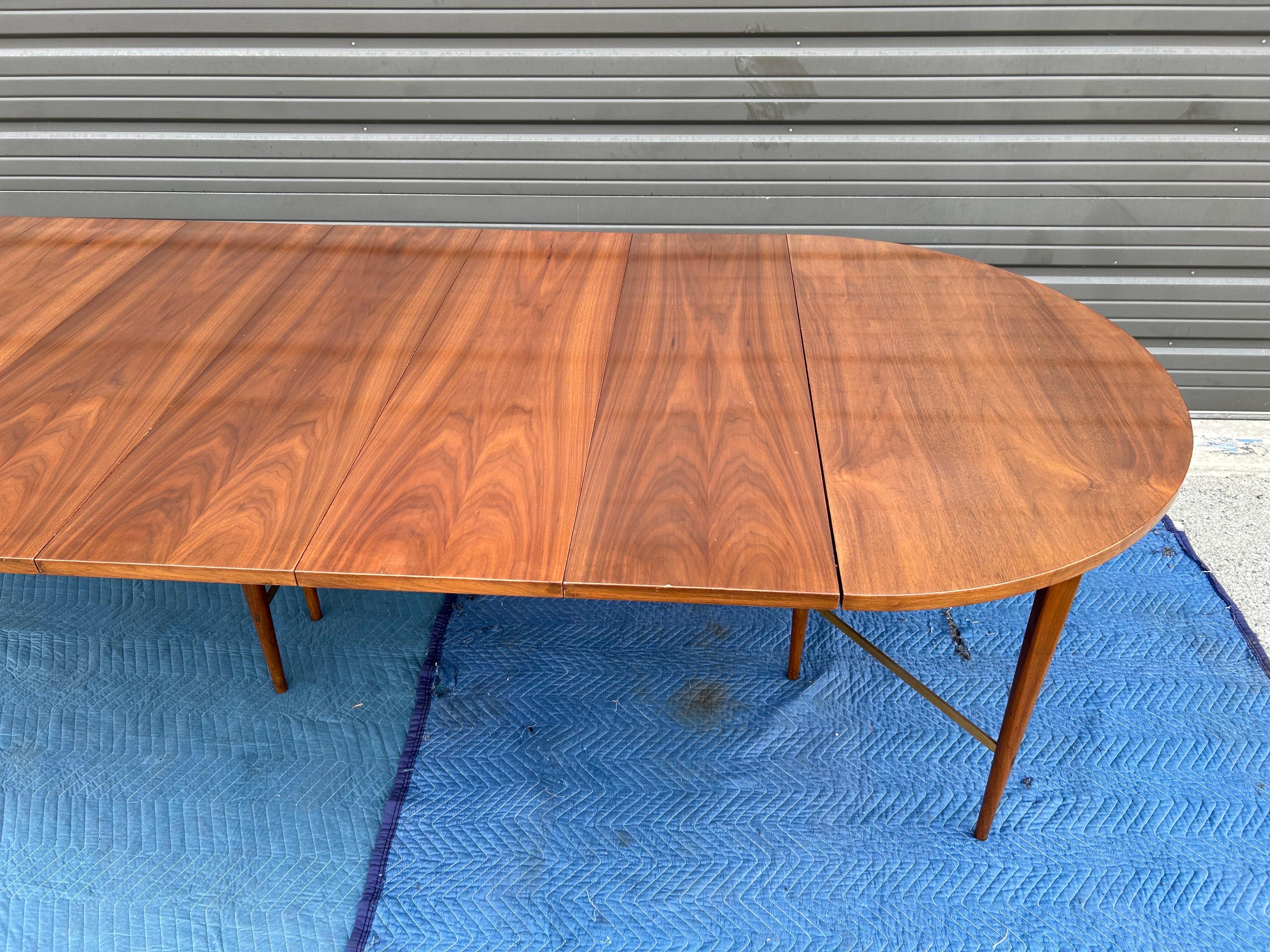 Paul McCobb 10'L Dining Table with Six Leaves  7