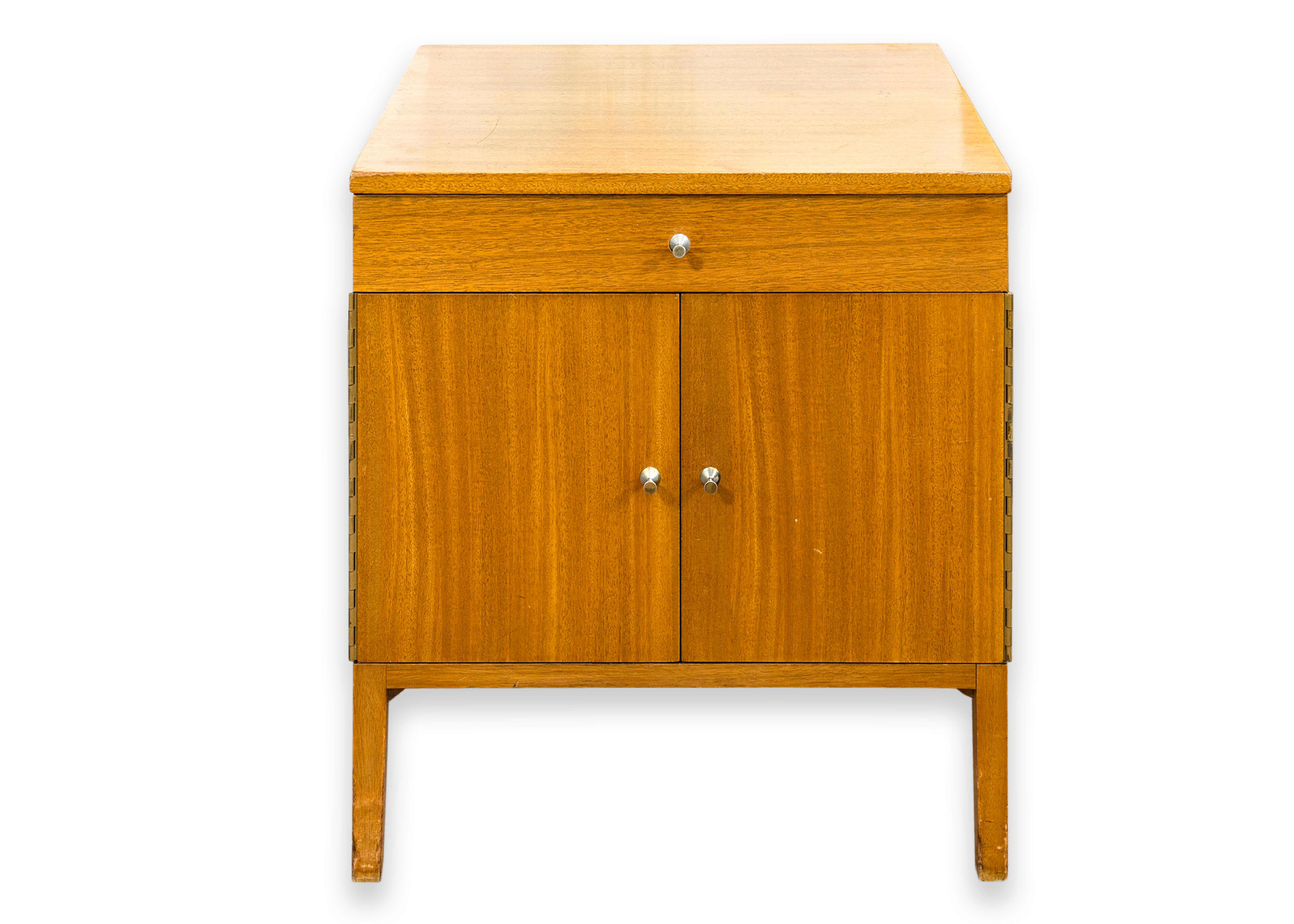 Mid-Century Modern Paul McCobb 7770 Night Table Wood Top for Calvin Furniture Co. Grand Rapids Mod For Sale