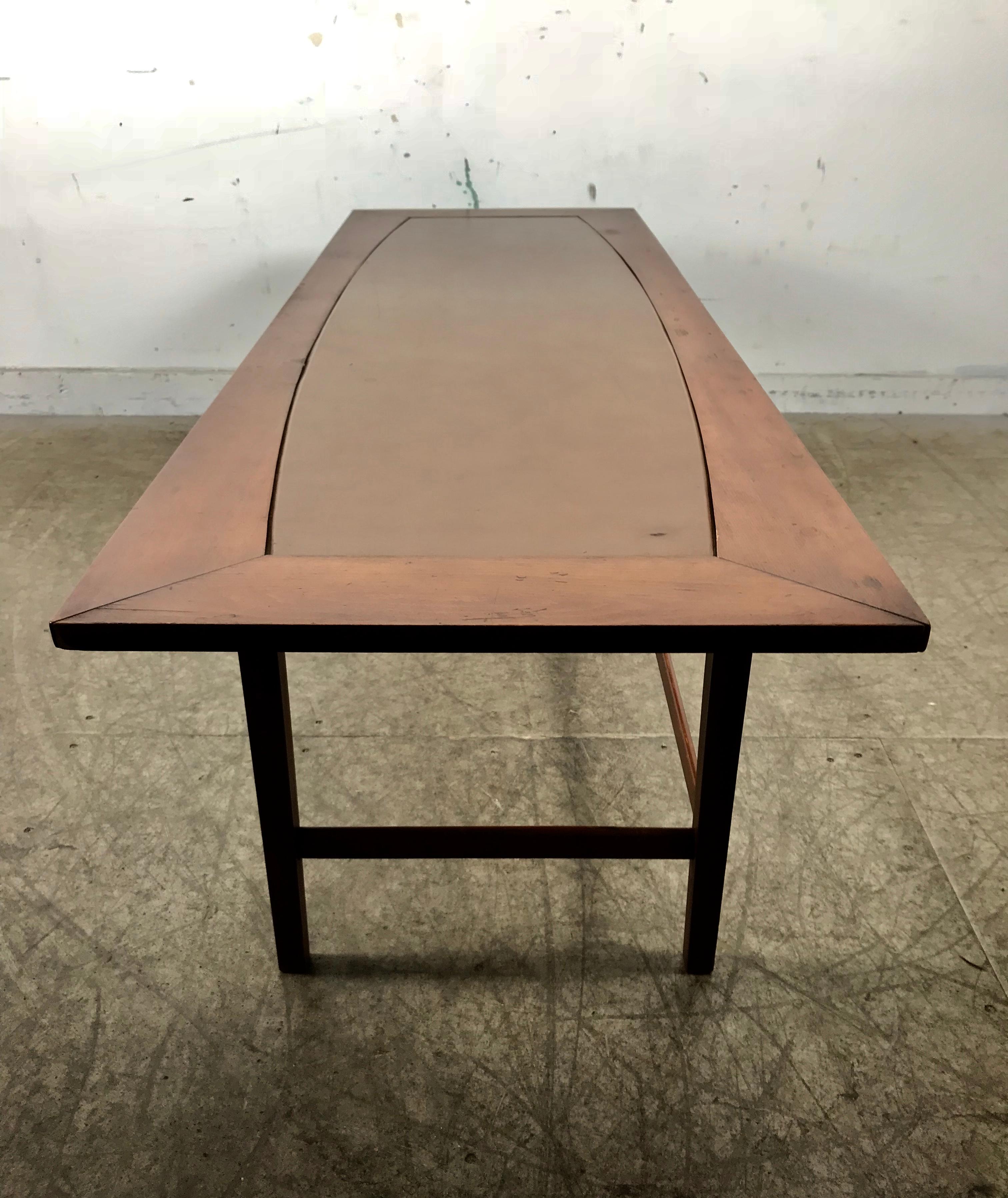 Mid-Century Modern Paul McCobb Beech wood and Leather cocktail table.Perimeter Group, Winchendon For Sale