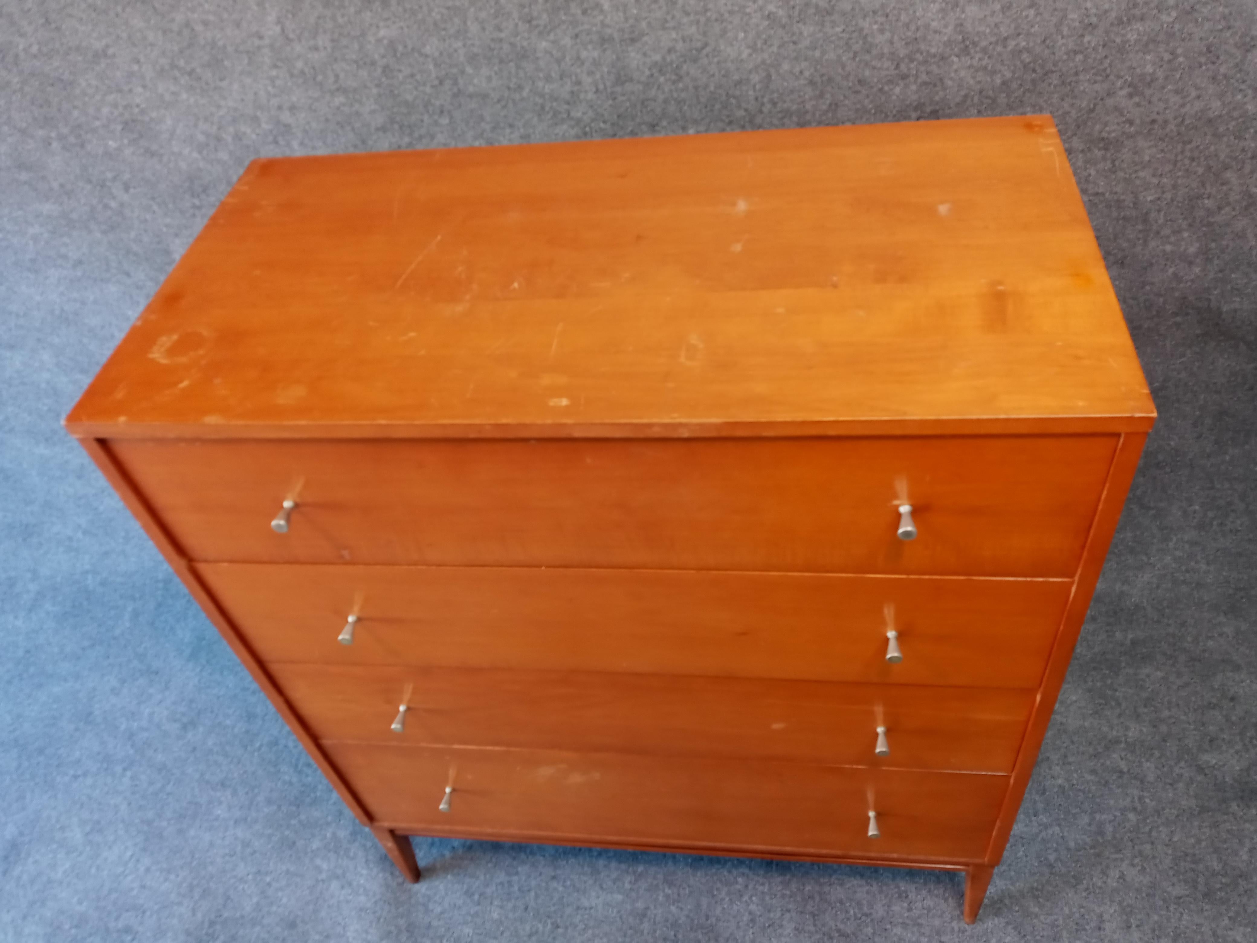 Mid-Century Modern Paul McCobb Blond 4-Drawer Dresser Cabinet with Original Finish Mid-Century Era For Sale