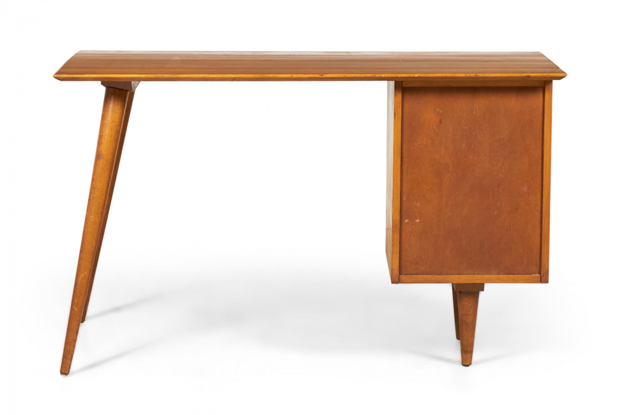 American Paul McCobb Blond Maple Student Desk (model 1560) For Sale