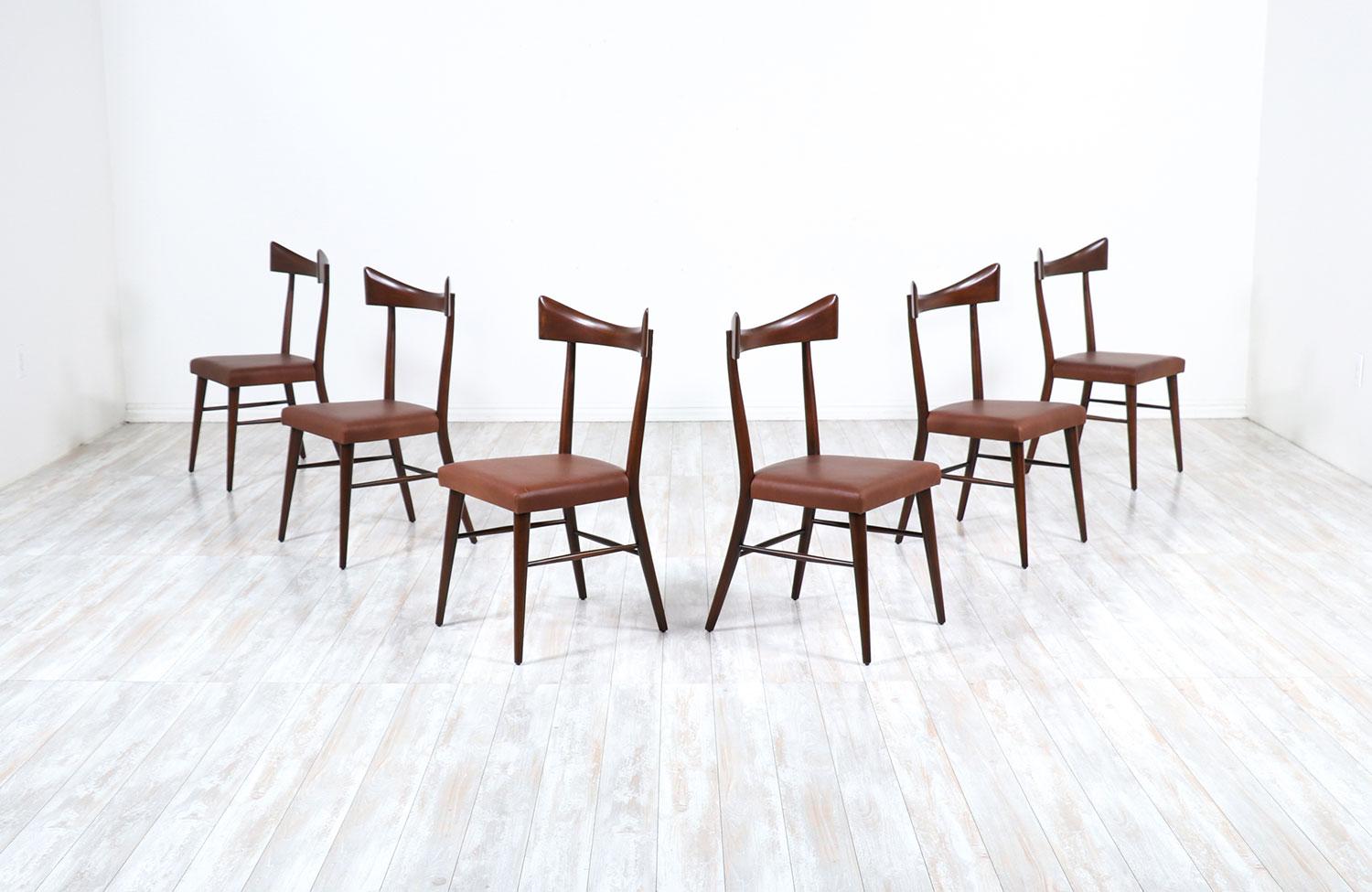 Fachmännisch restauriert – Paul McCobb „Bowtie“ Esszimmerstühle für Winchendon Furniture (Moderne der Mitte des Jahrhunderts) im Angebot