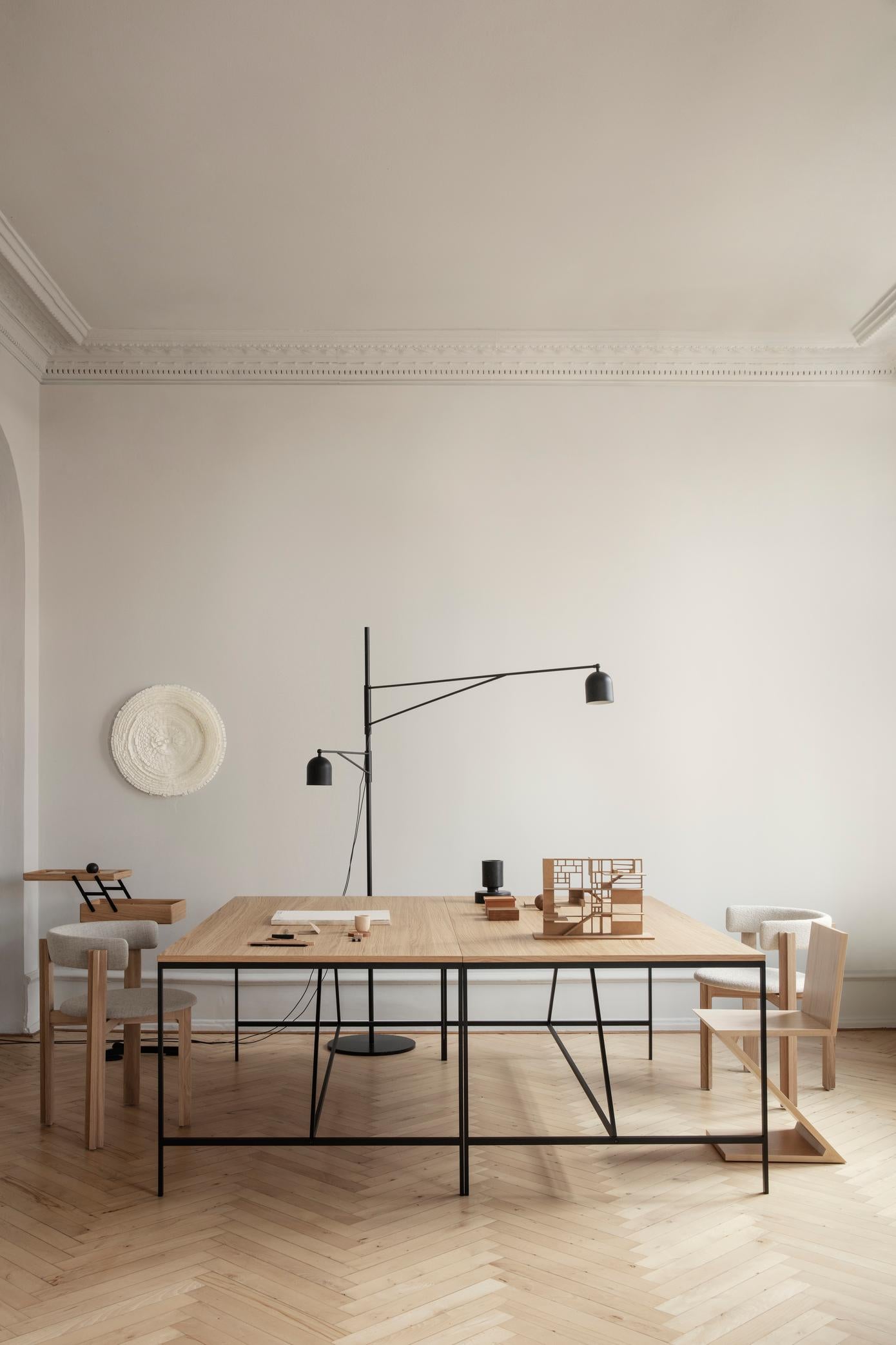 XXIe siècle et contemporain Console Cache et ensemble de deux tiroirs en chêne pour Karakter en vente