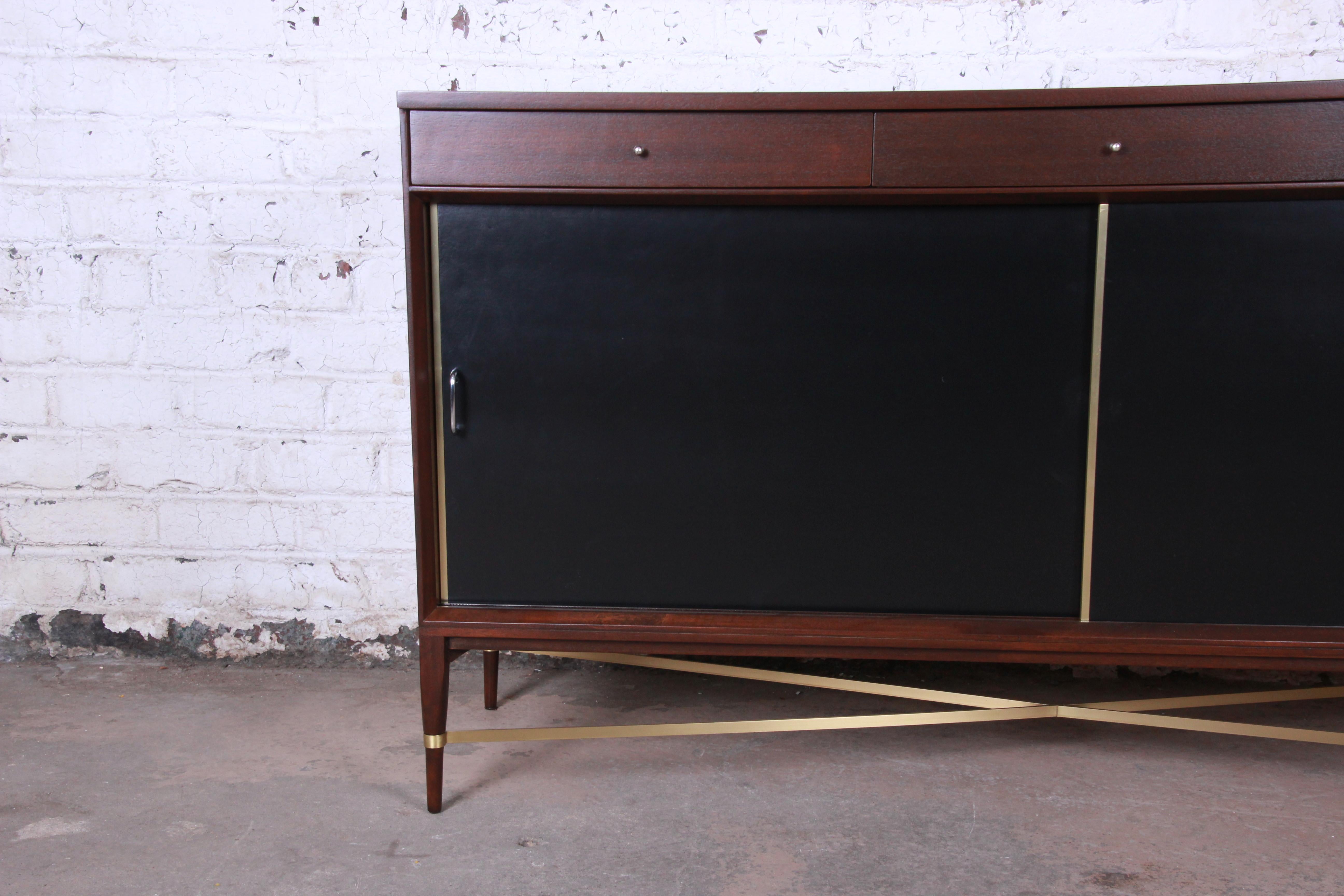 Paul McCobb Calvin Group Mahogany and Brass Credenza 7