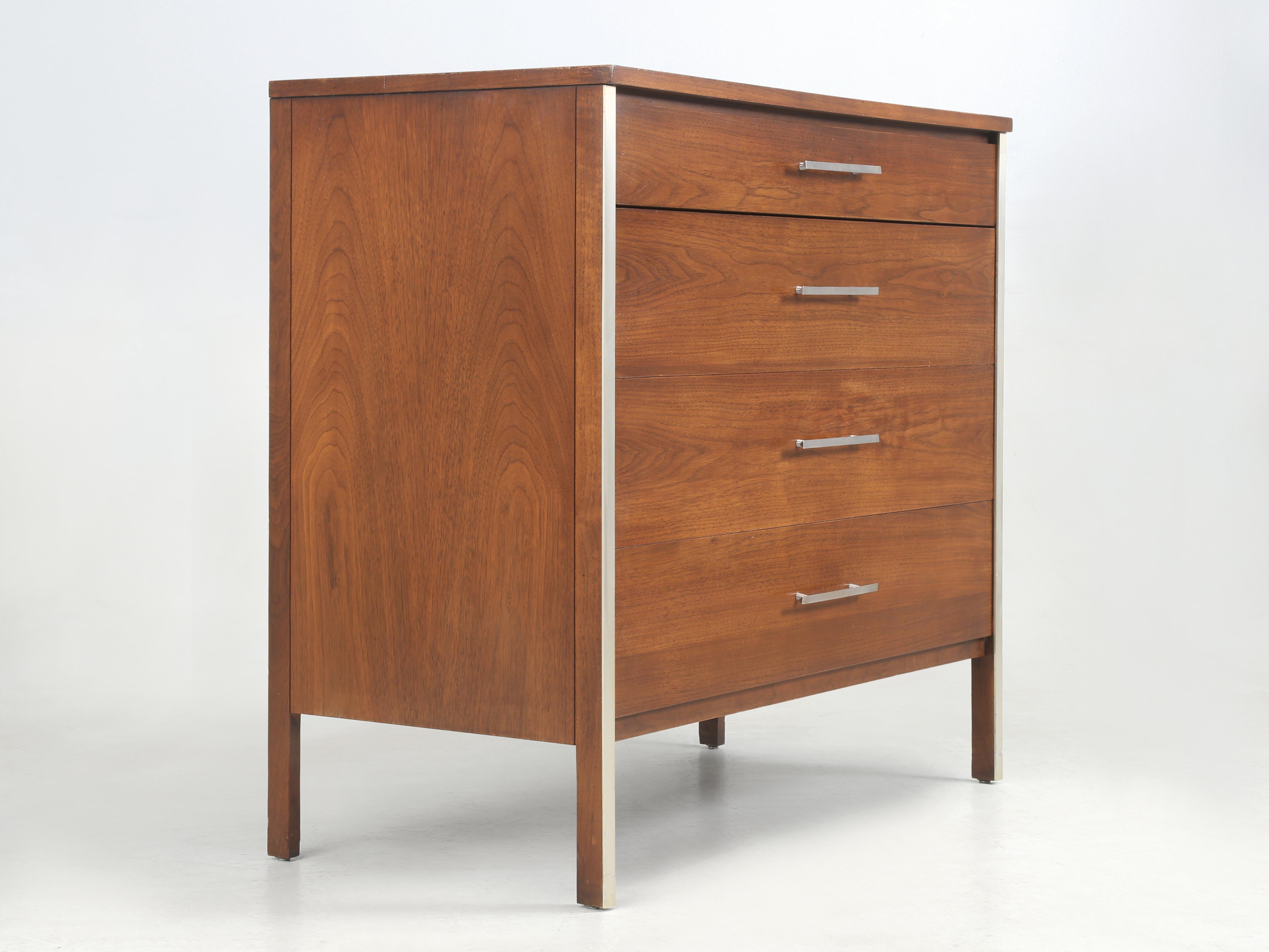 American Paul McCobb Calvin Linear Group Dresser, Chest, Commode, Mid-Century Modern For Sale