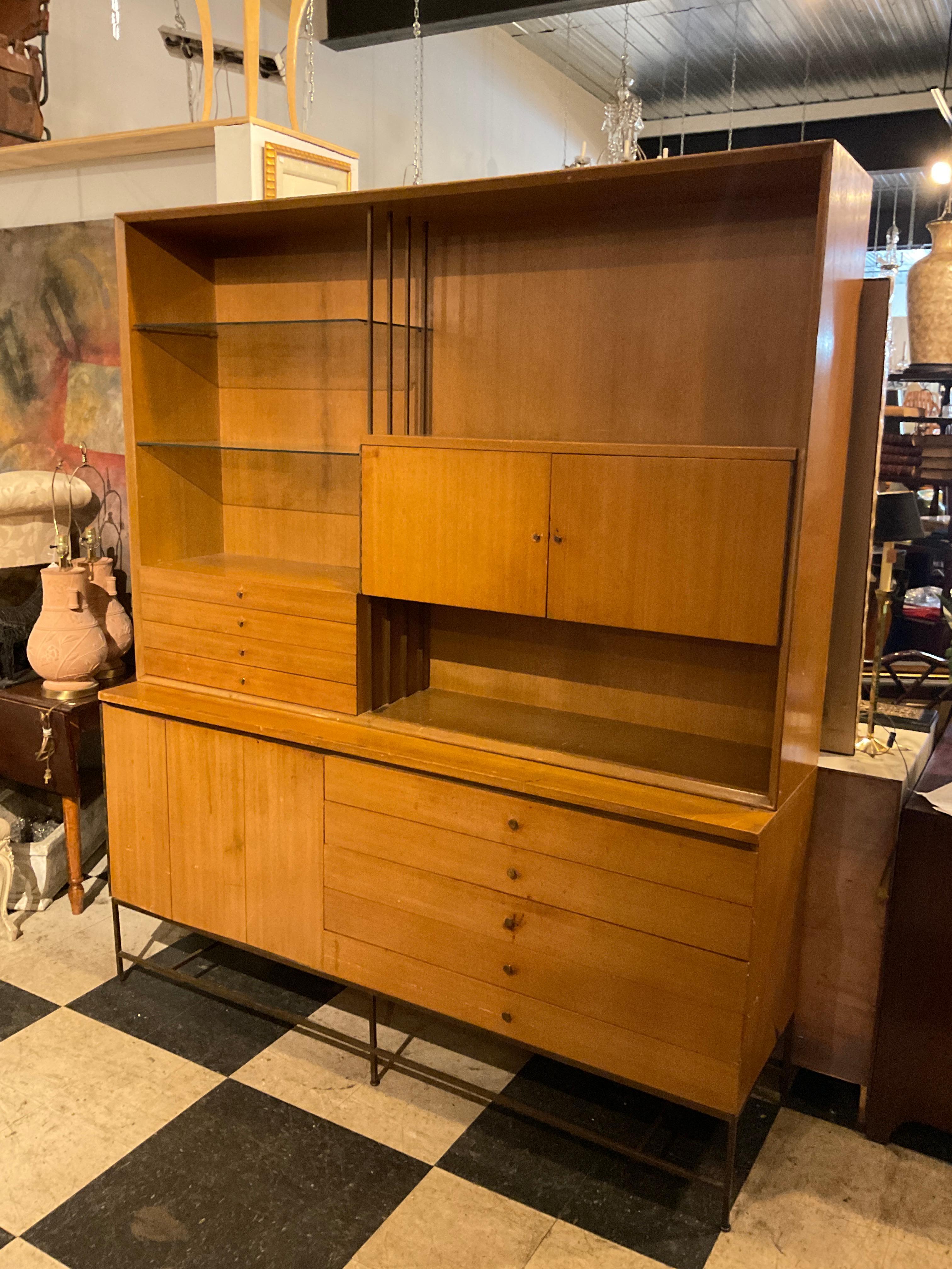 Paul McCobb Calvin Wall Unit Walnut Brass Base In Good Condition For Sale In Tarrytown, NY