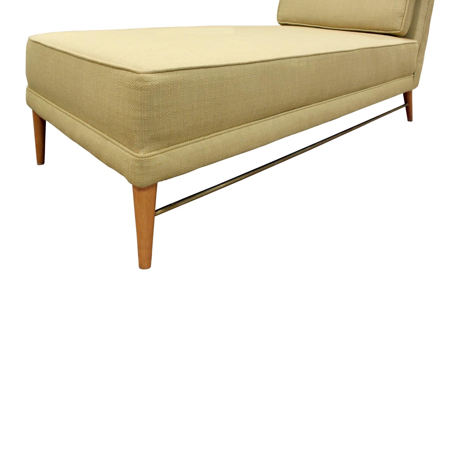 Hand-Crafted Paul McCobb Chaise with Mahogany Legs and Brass Stretchers, 1950s