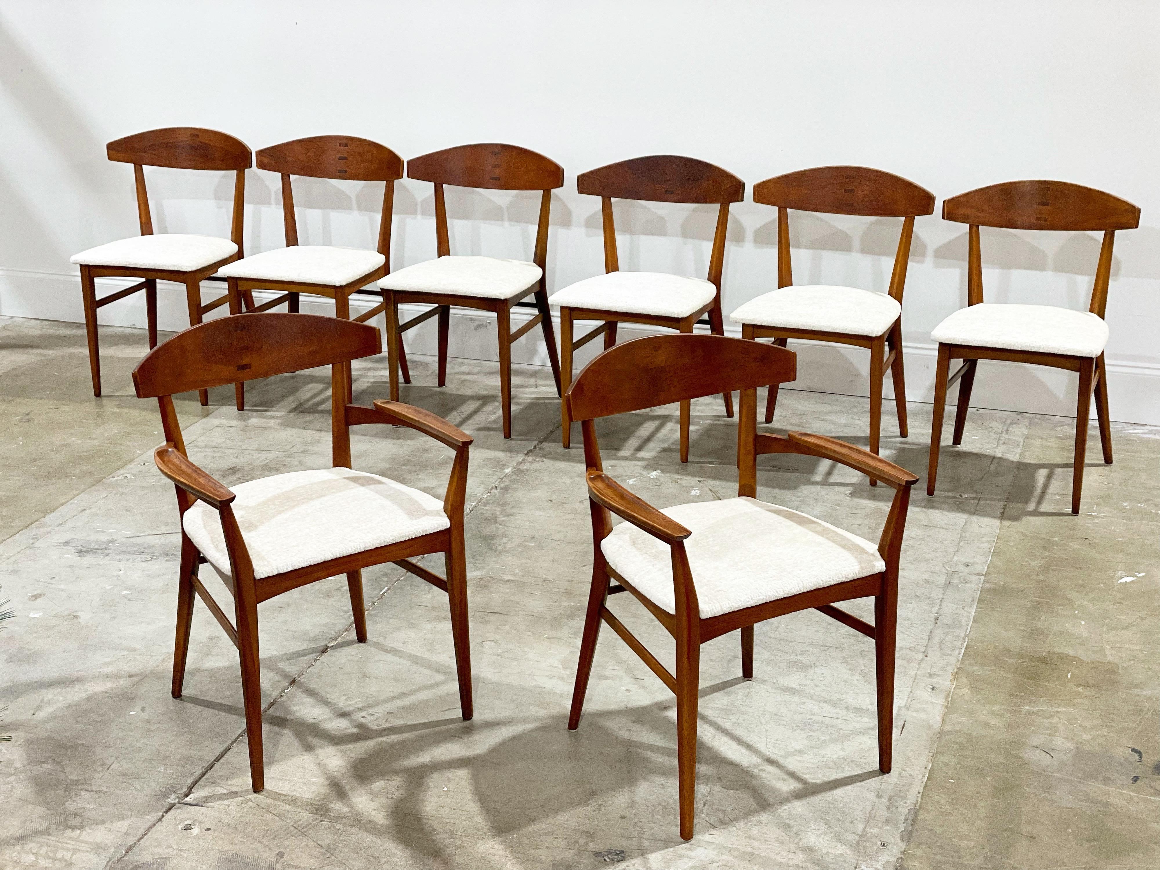 Set of 8 scarce walnut and rosewood dining chairs by Paul McCobb for his 